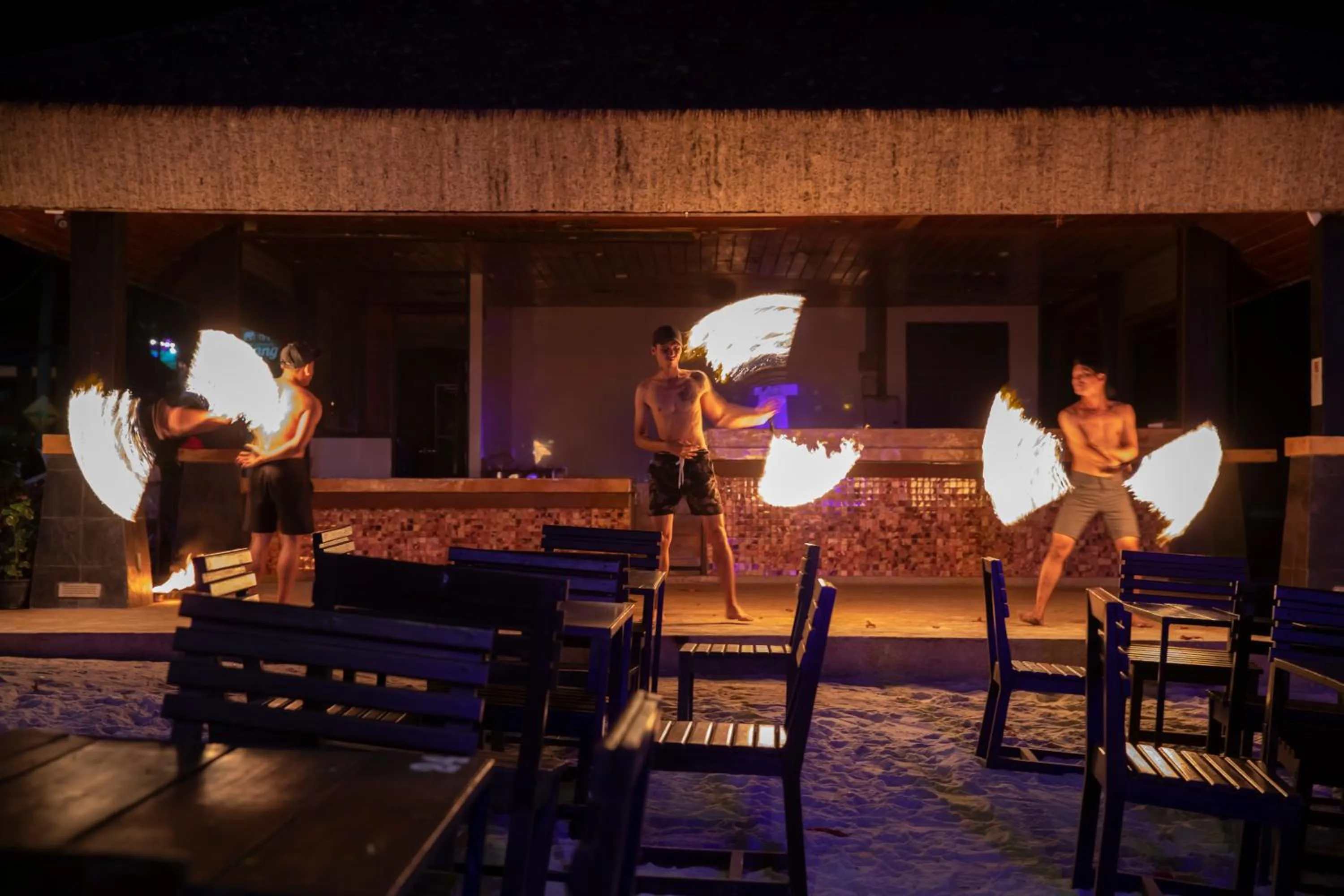 Evening entertainment in Avatara Resort