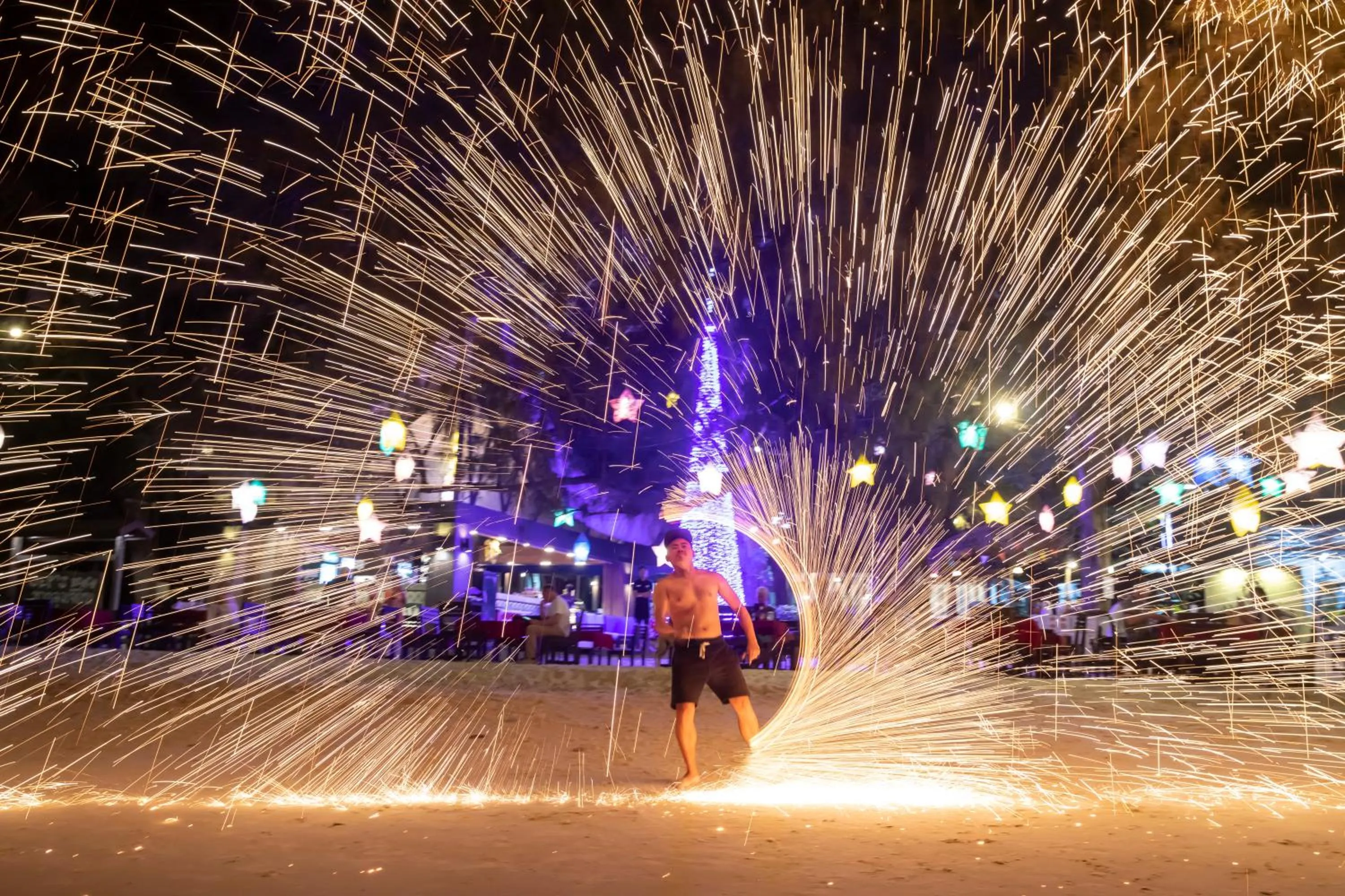 Evening entertainment in Avatara Resort