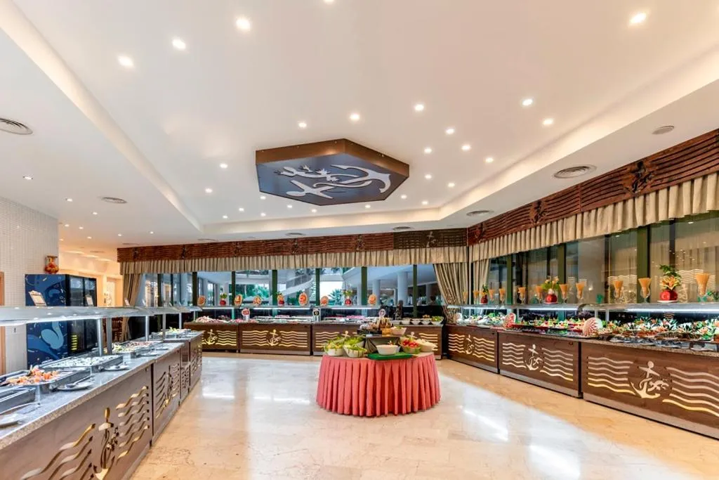 L'ancora Beach Hotel