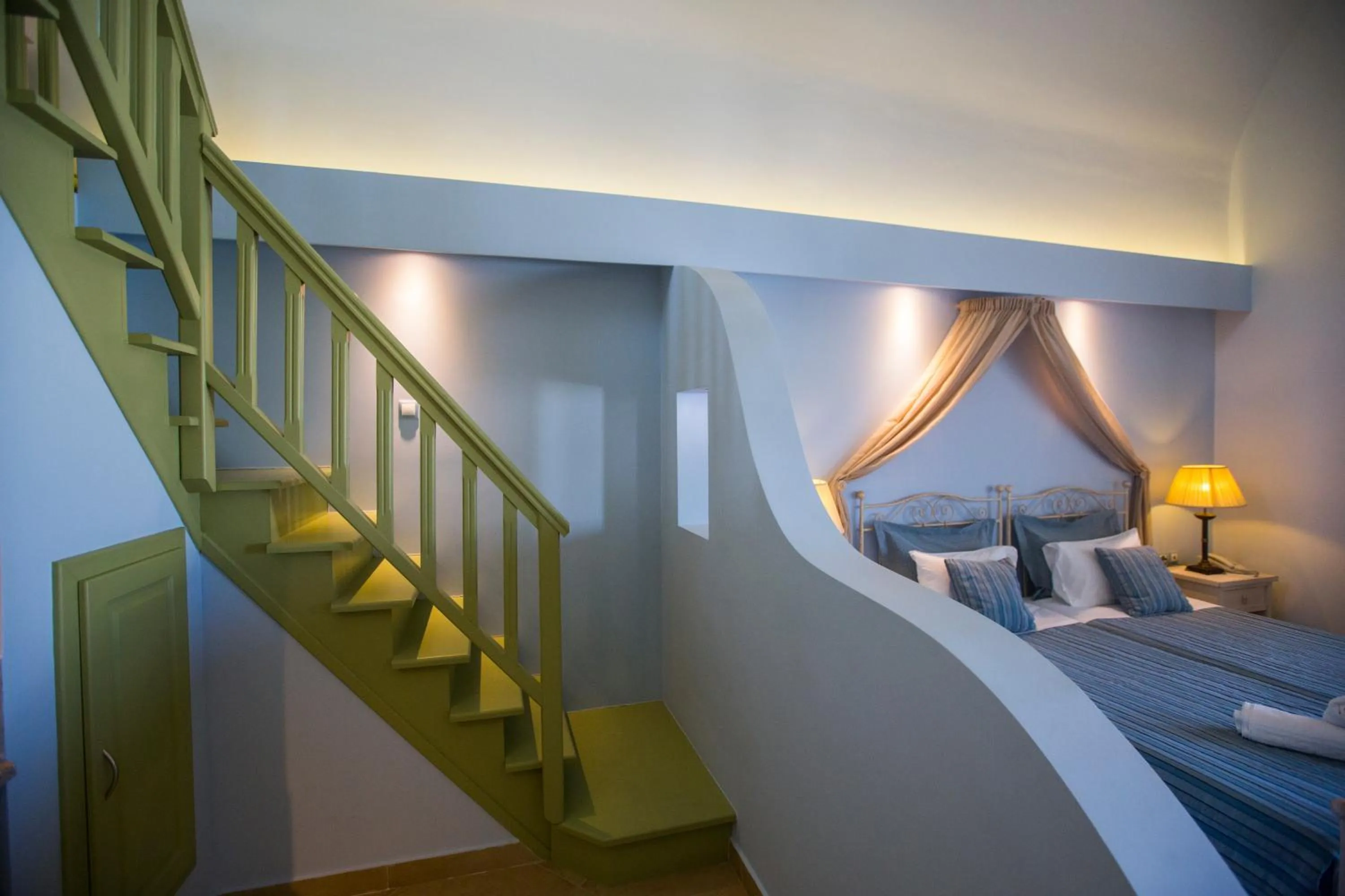 Anassa Deluxe Suites