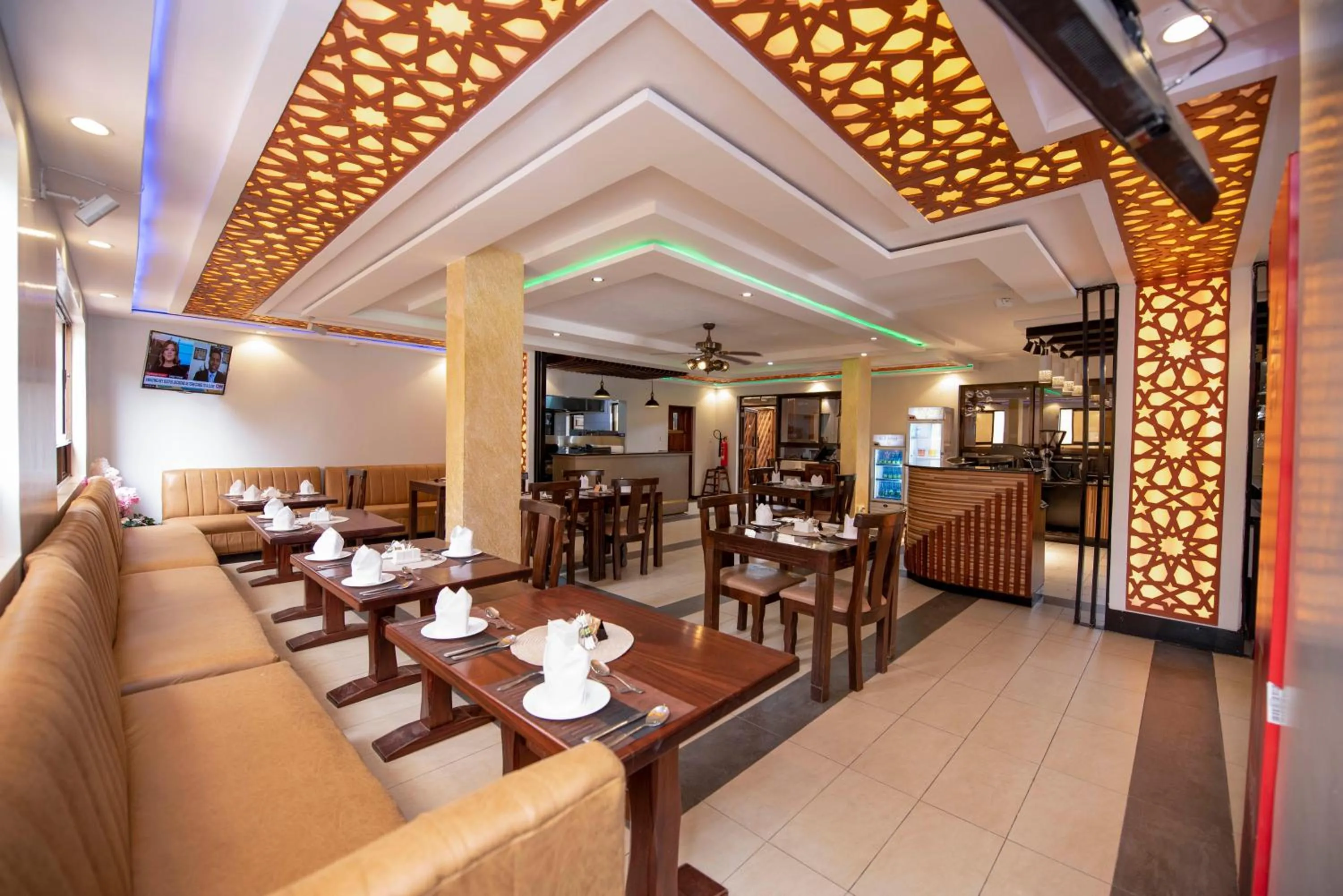 Restaurant/places to eat in Melili Hotel