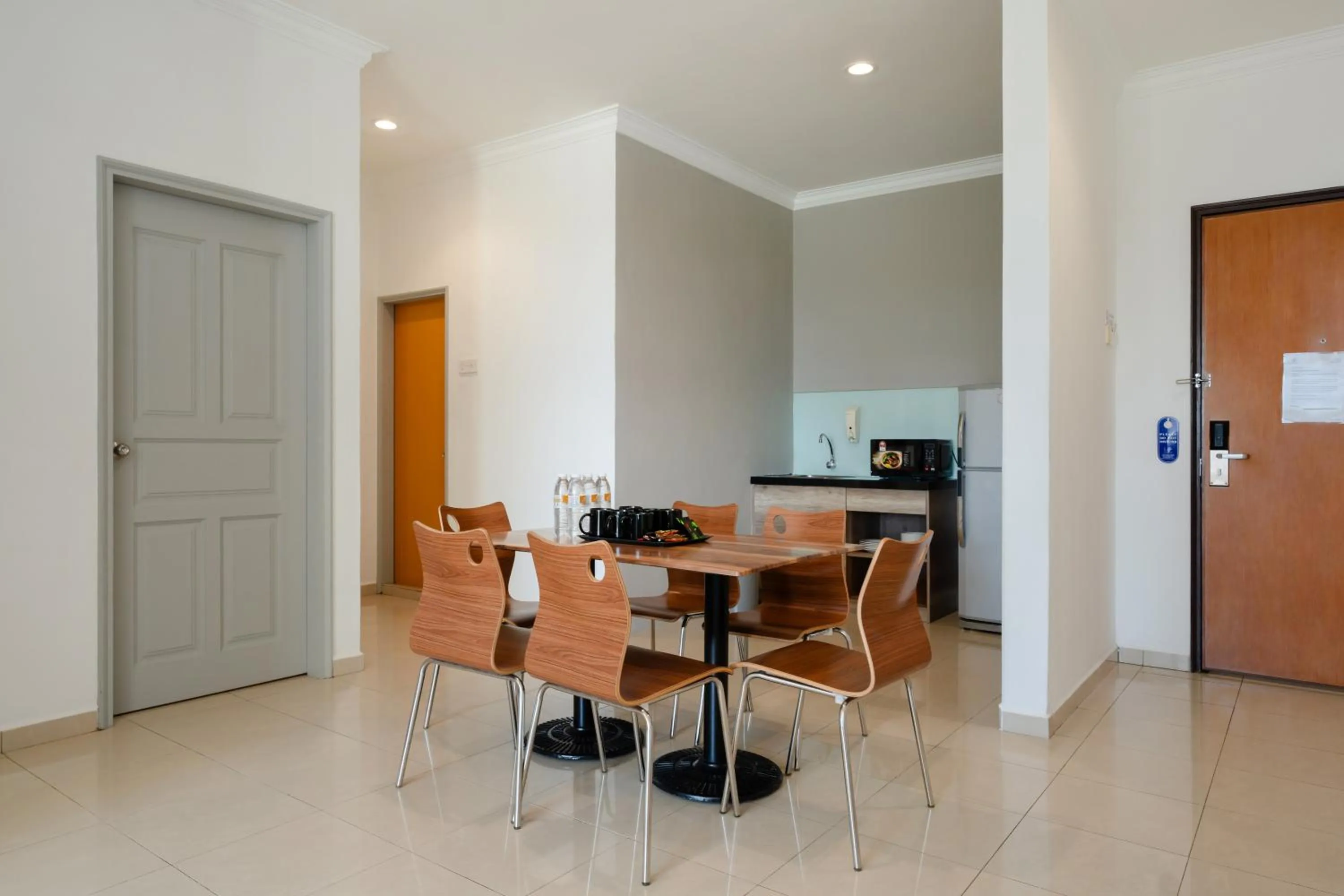 Dining area in Golden View Serviced Apartments