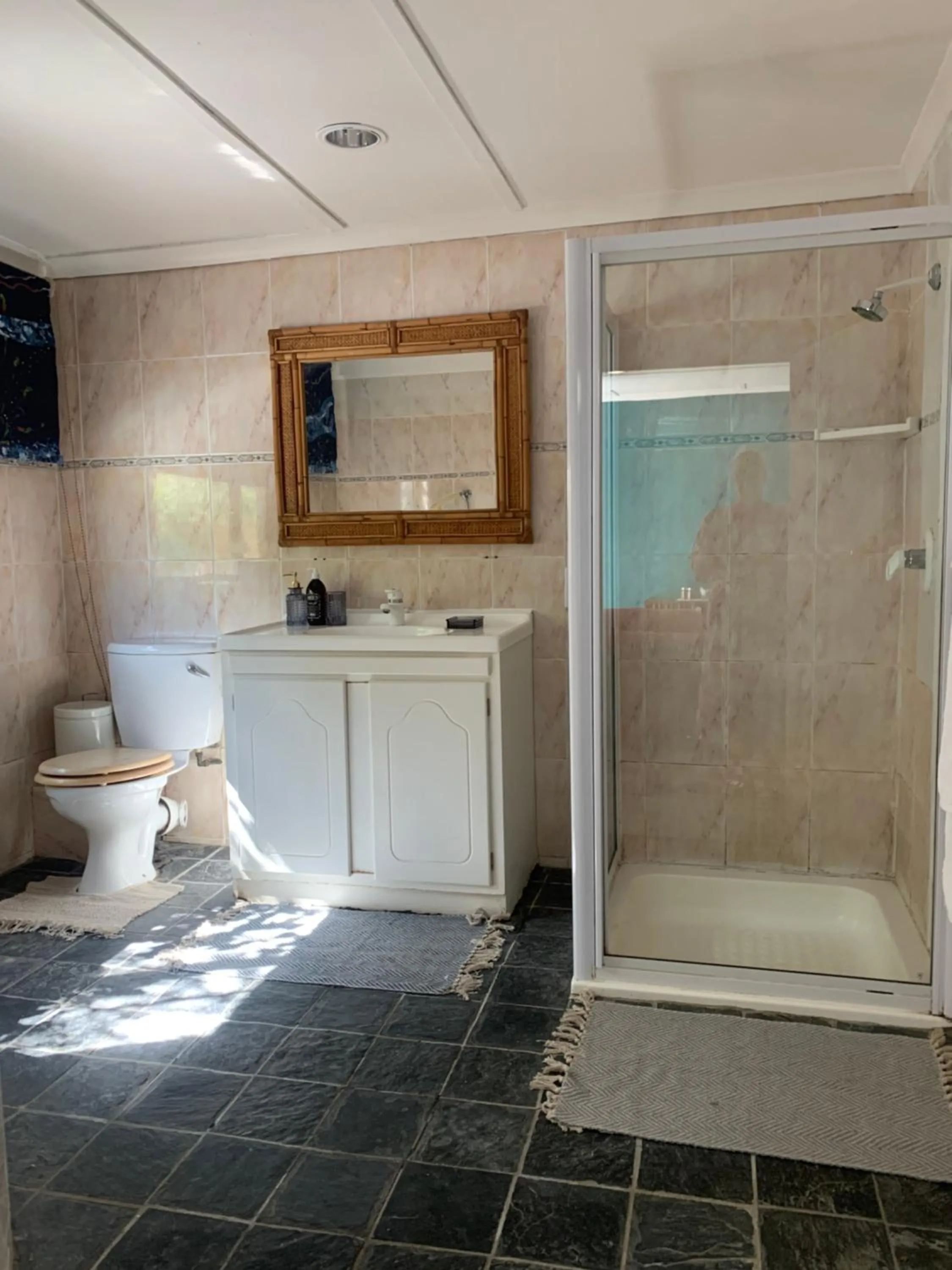 Bathroom in The Little Hideaway Guesthouse