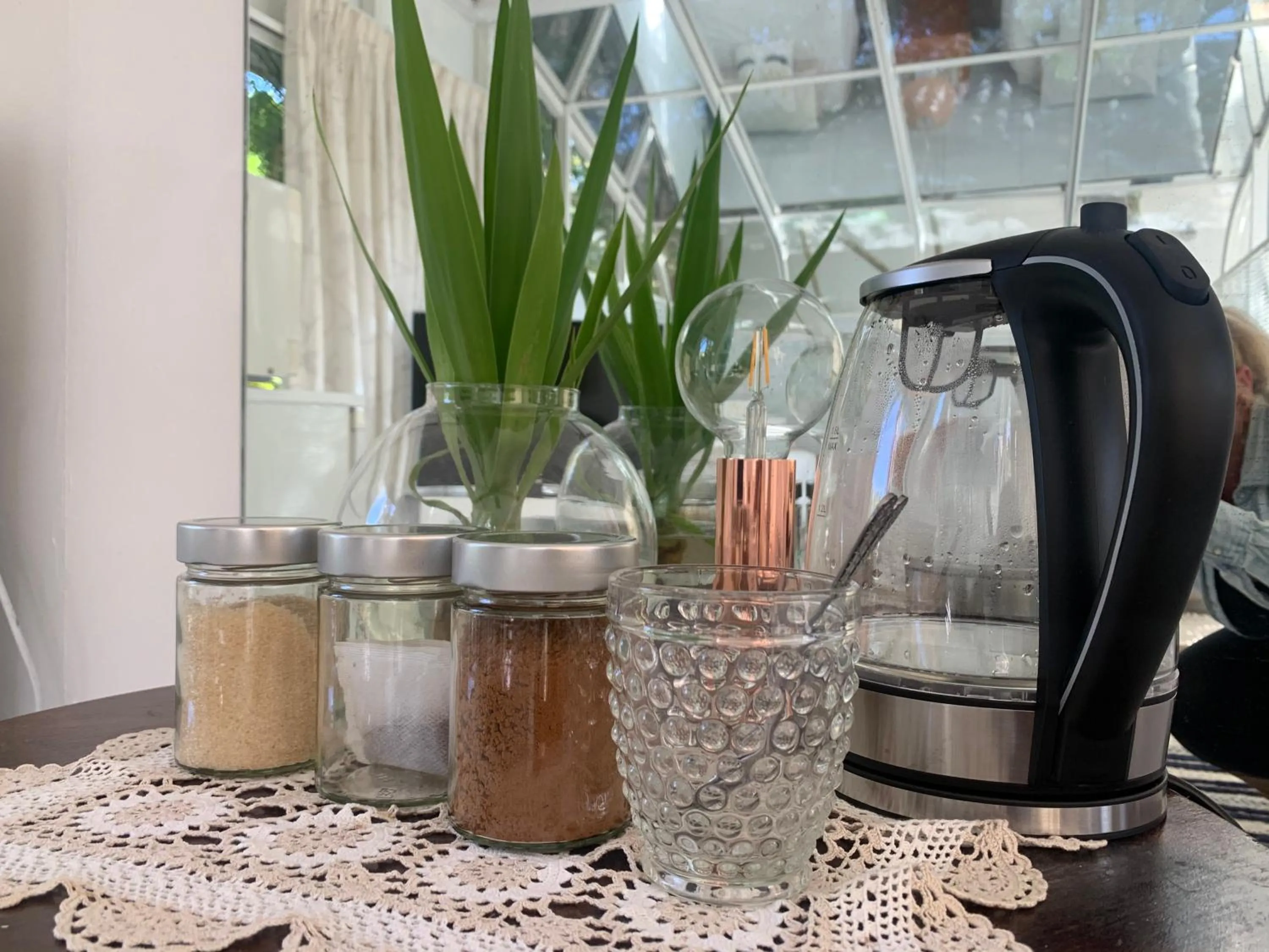 Coffee/tea facilities in The Little Hideaway Guesthouse