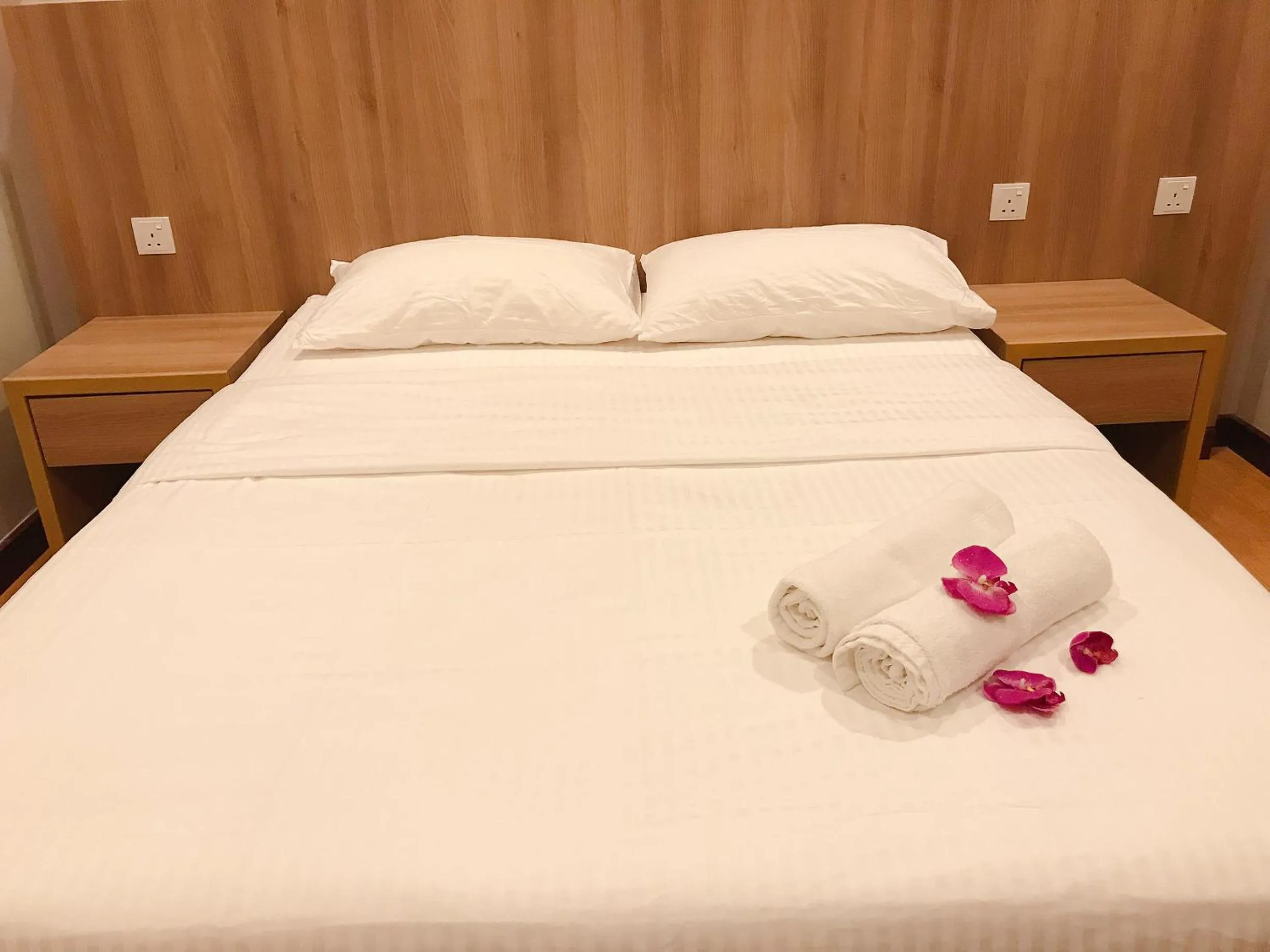 Bedroom, Bed in Imperial Grand Suite Apartment Kuching