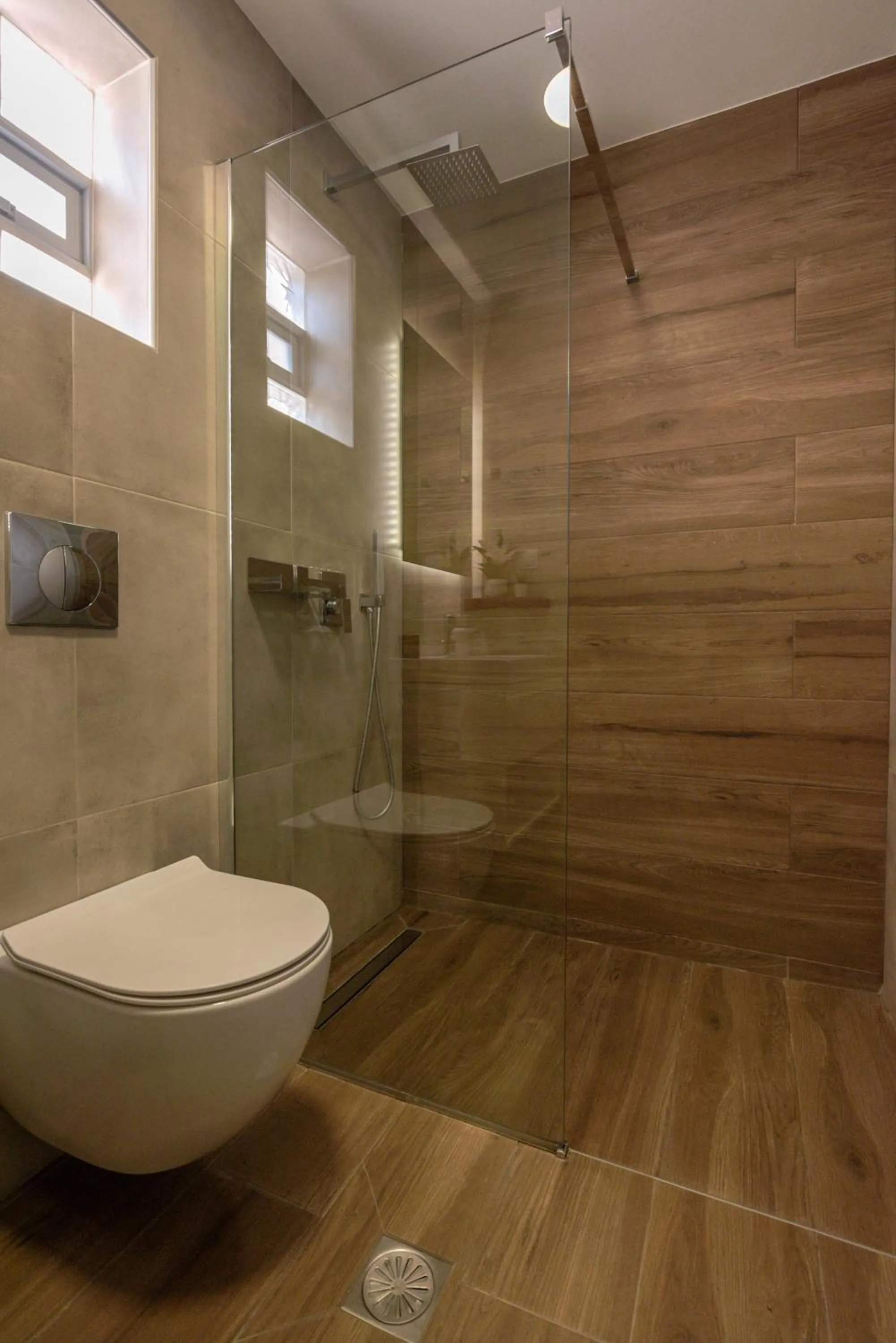 Shower in Kaliviani Traditional Hotel