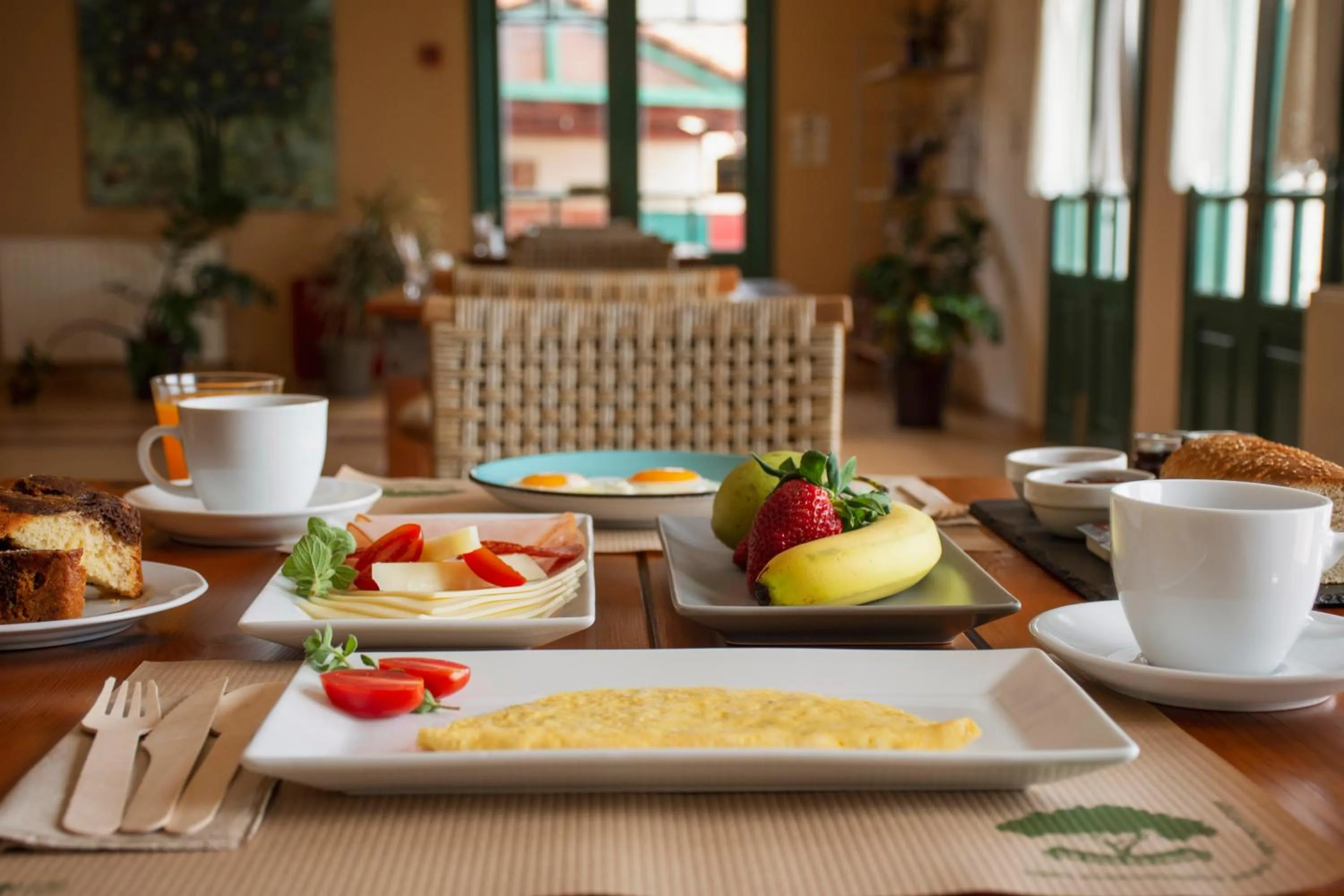 Food and drinks in Kaliviani Traditional Hotel