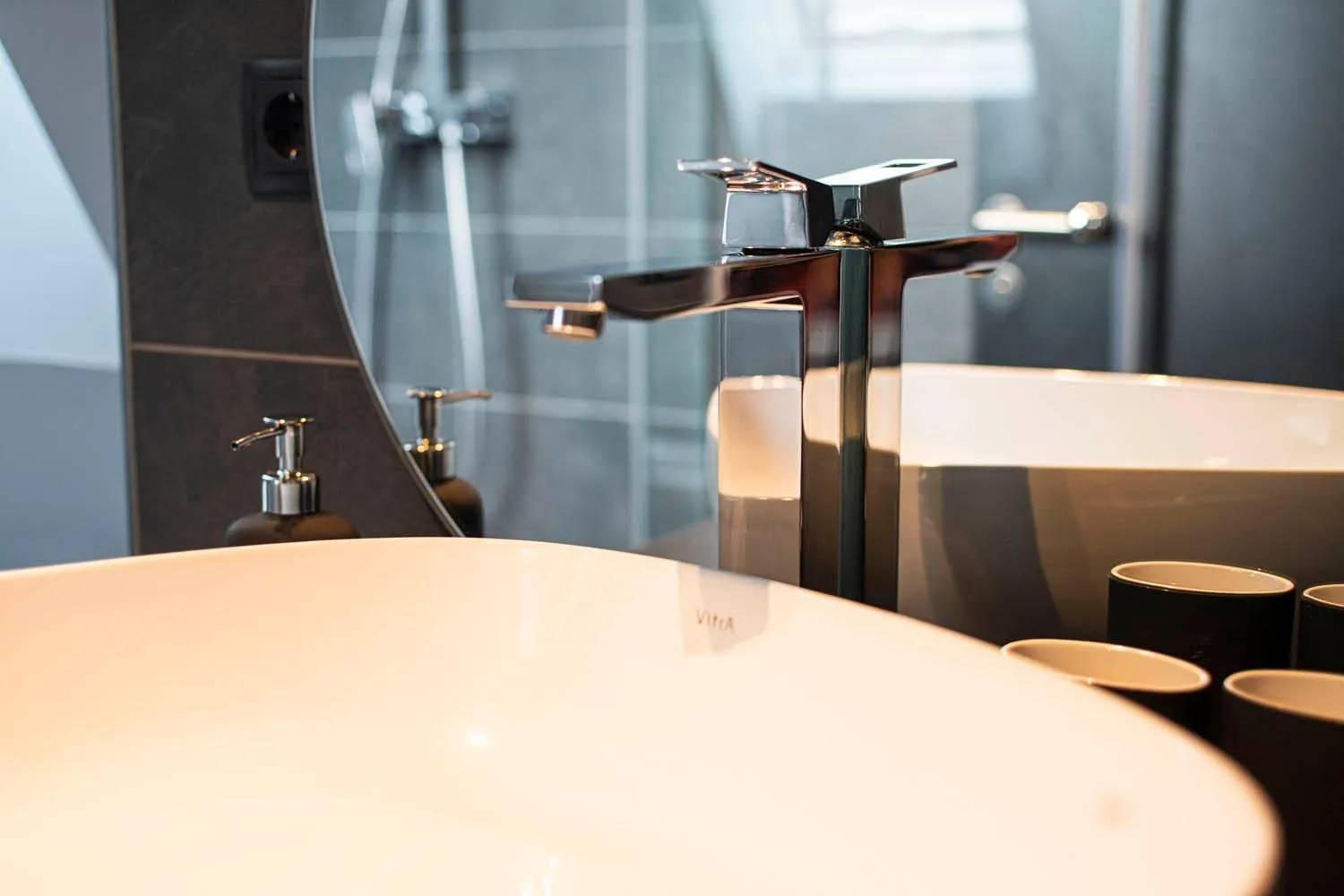 Bathroom in Blackhome Innsbruck City East I contactless check-in