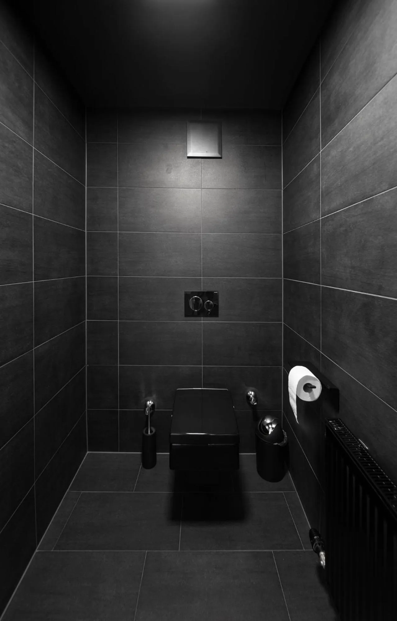 Toilet in Blackhome Innsbruck City East I contactless check-in