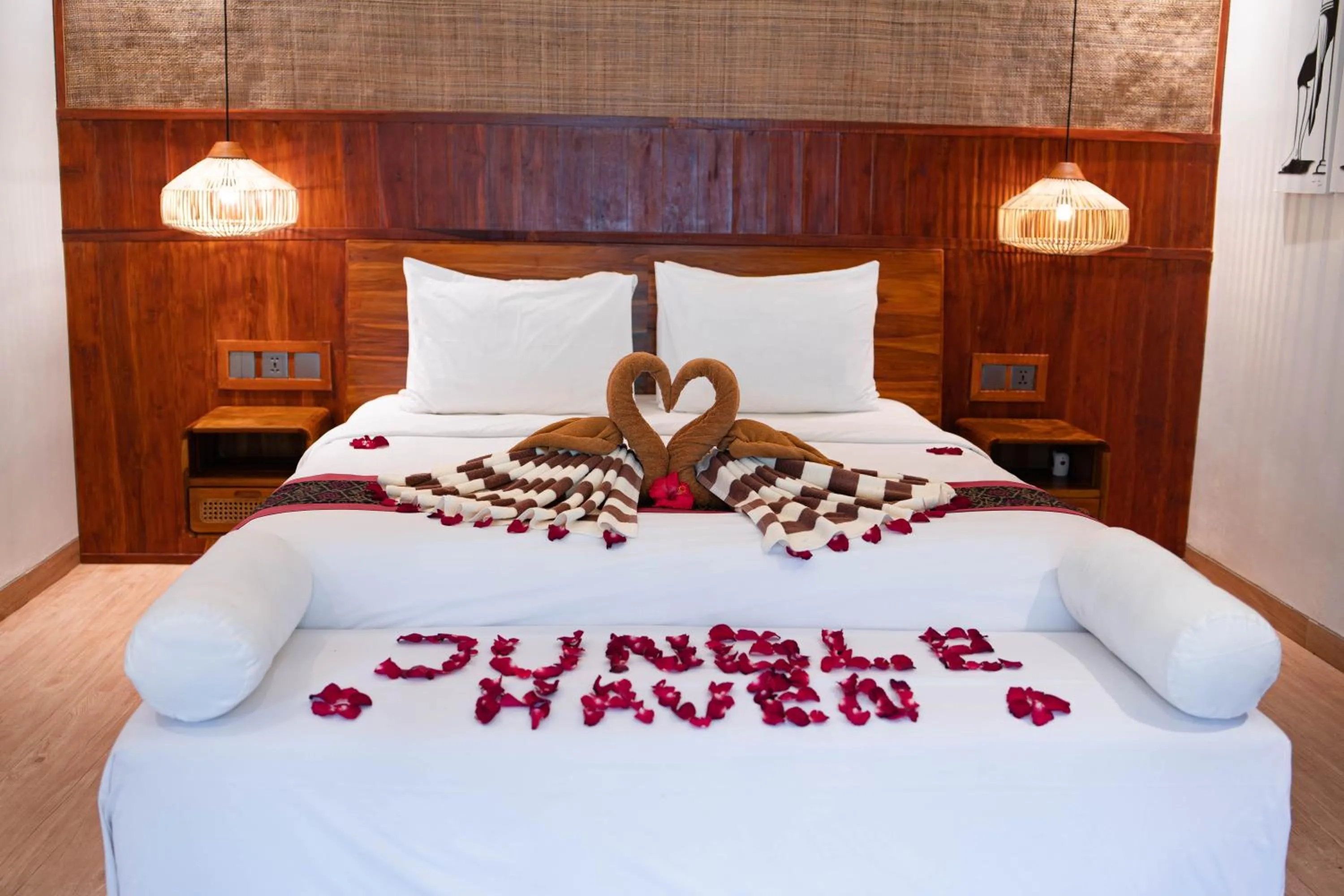 Bedroom, Bed in Jungle Haven Resort Central Ubud