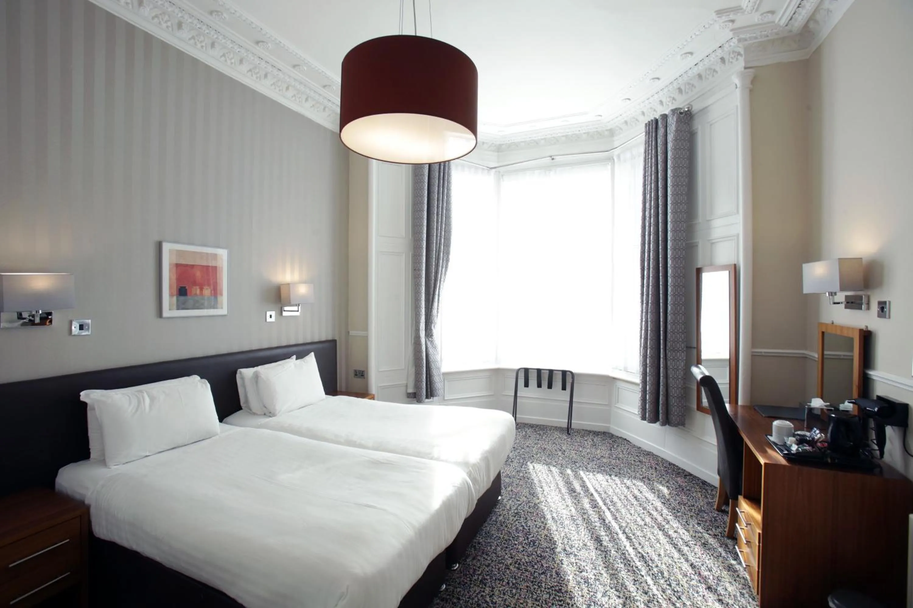 Bed in Kelvingrove Hotel - Sauchiehall St