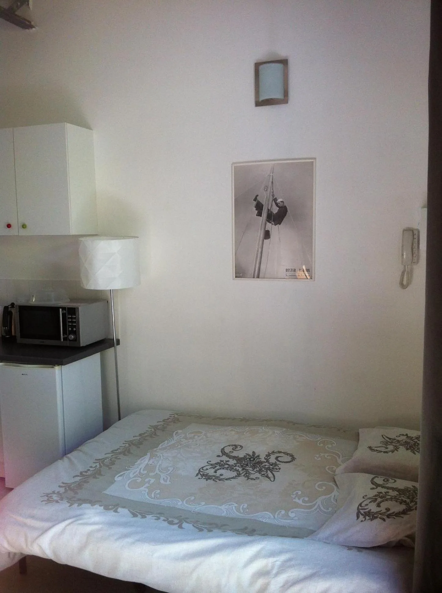 Bed in Les Bains Douches