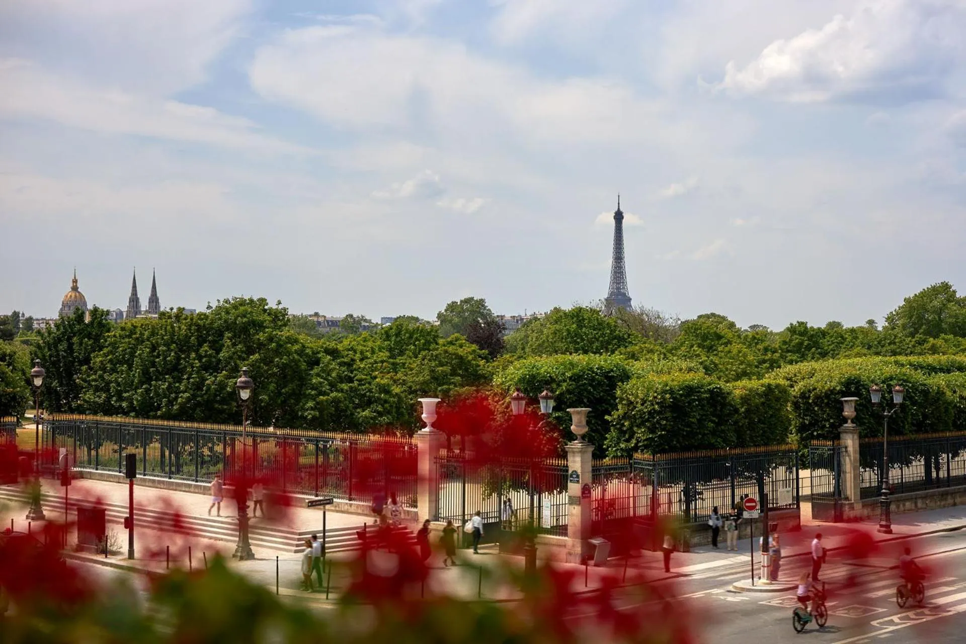 Landmark view in Hôtel Regina Louvre