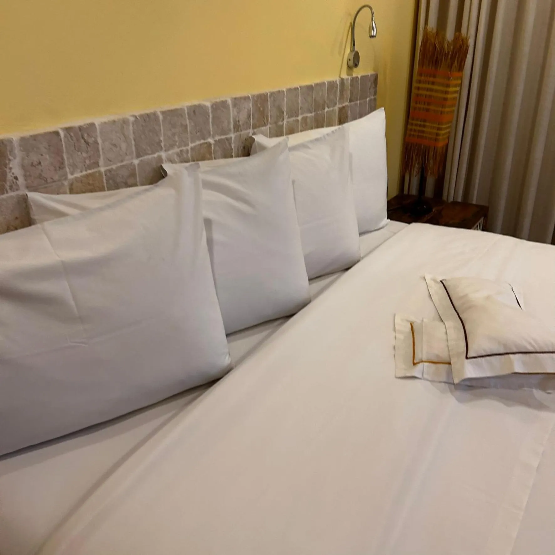 Bed in Bahiacafé Hotel