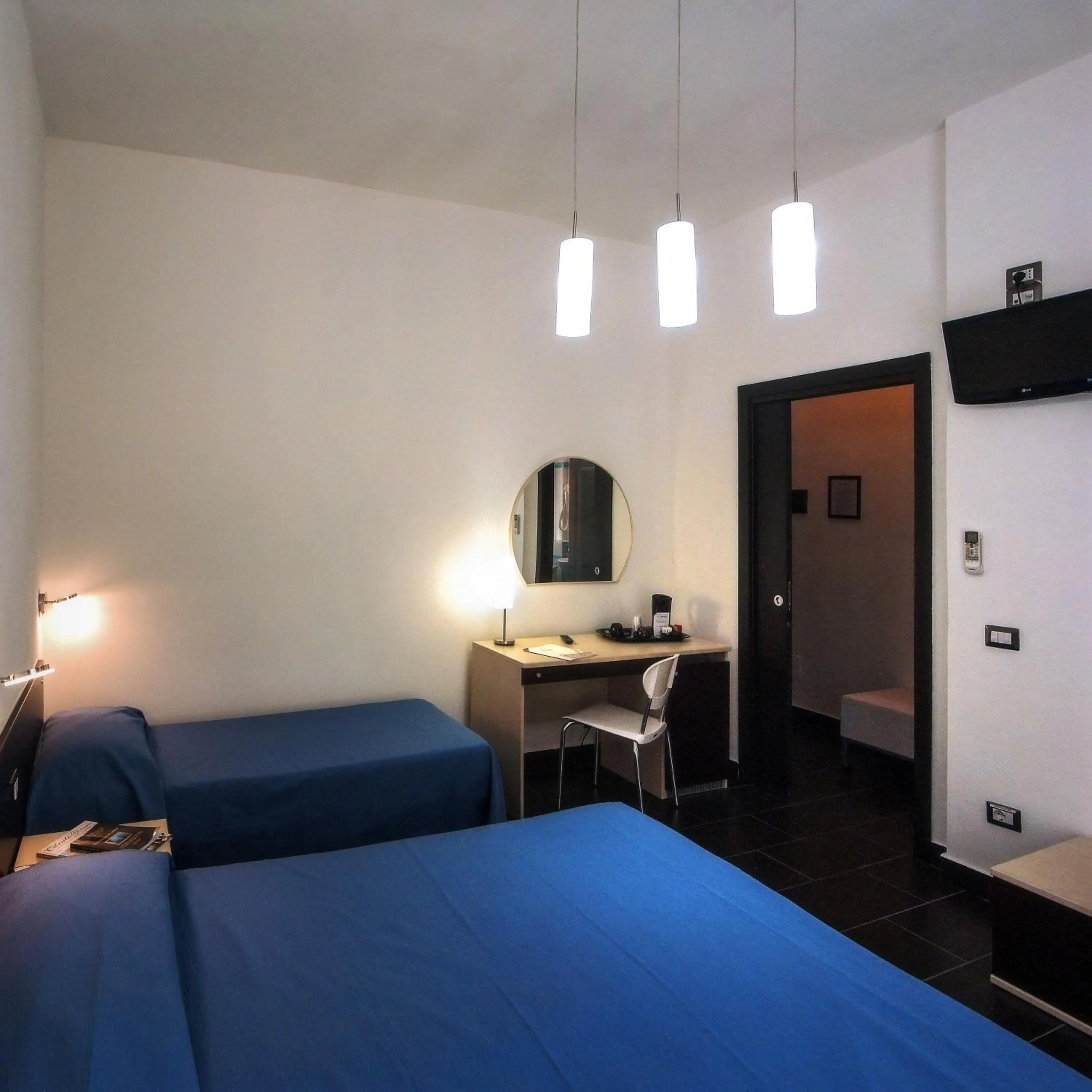 Photo of the whole room, Bed in La Sciabica