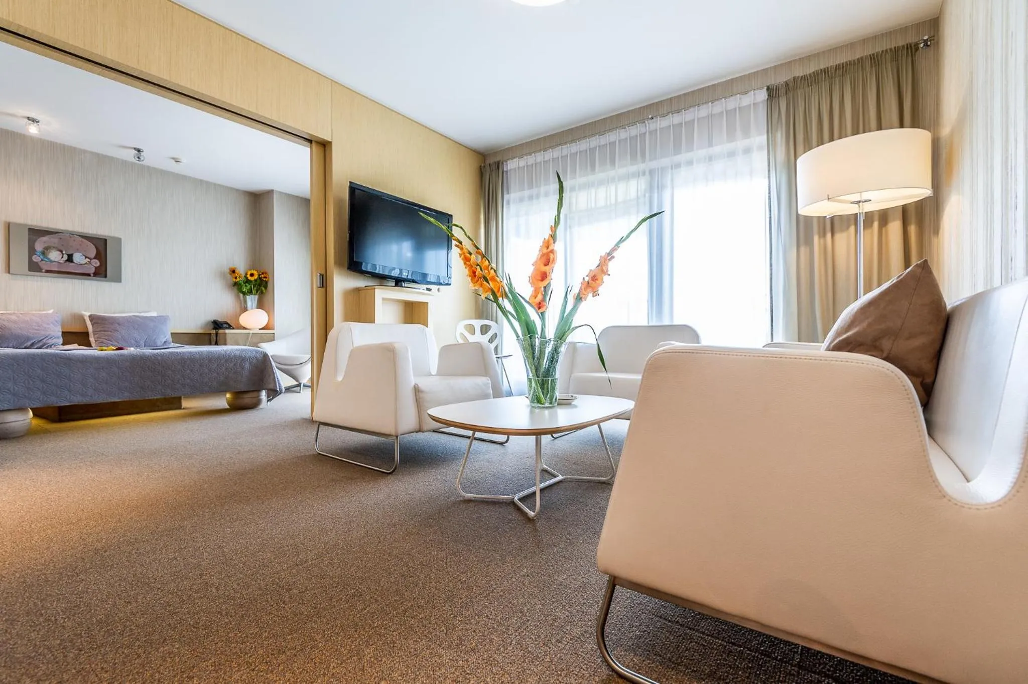 Living room, Bed in Niebieski Art Hotel & Spa