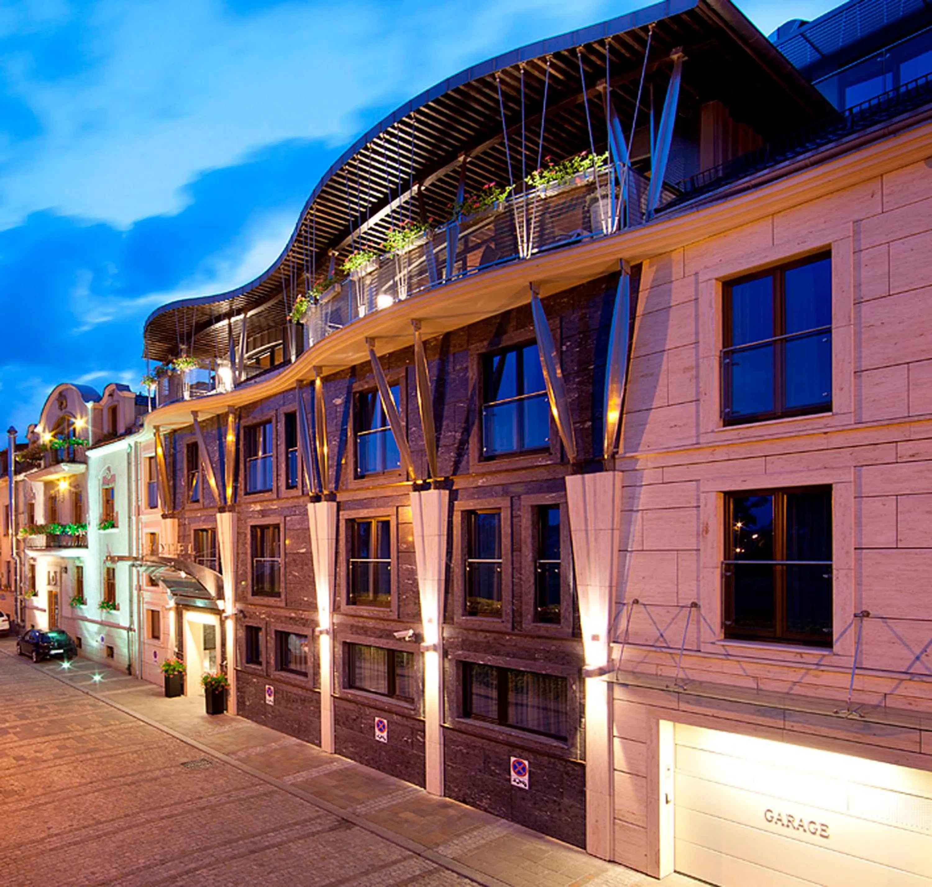 Property building in Niebieski Art Hotel & Spa