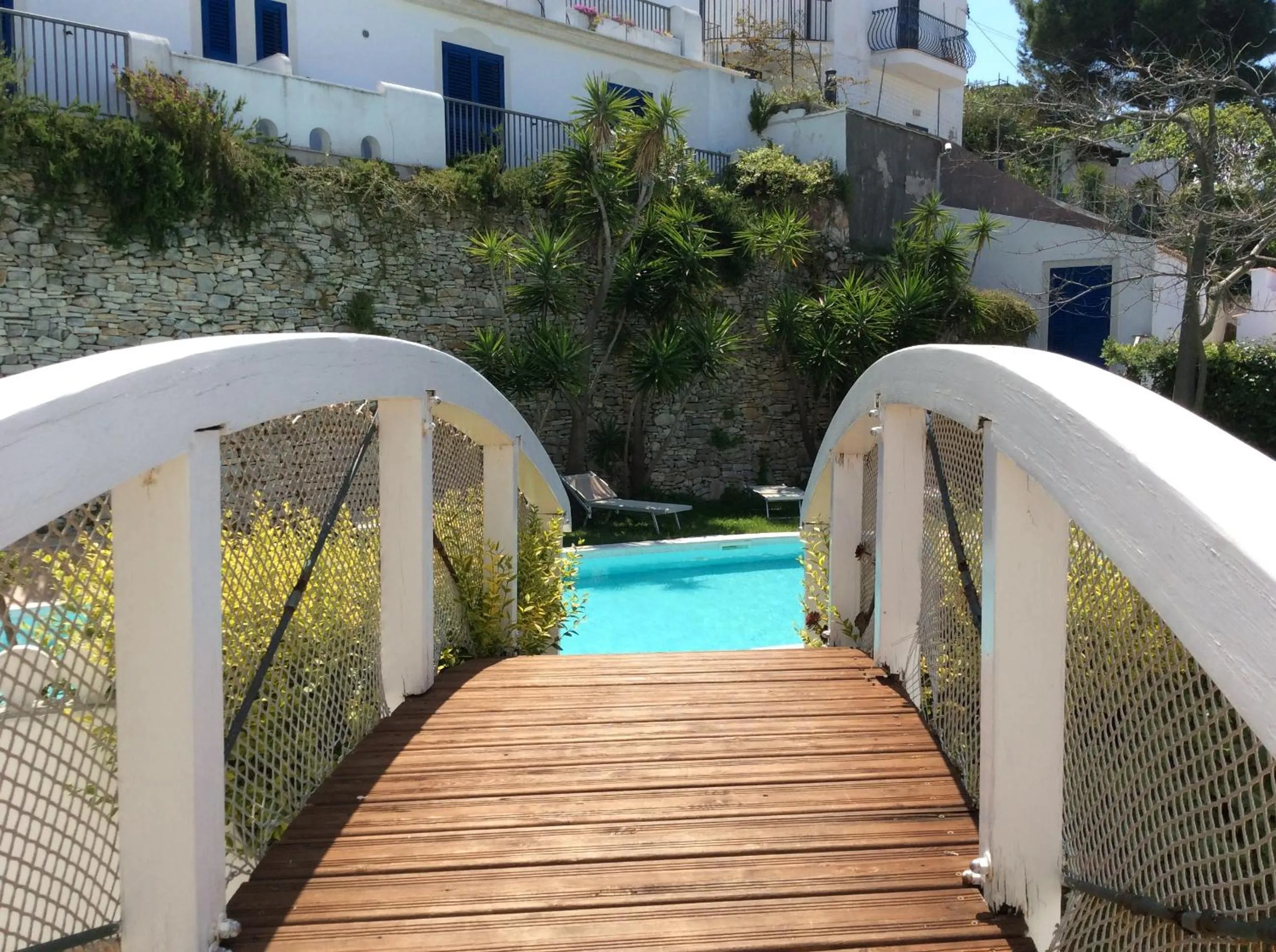 Swimming pool in Hotel Elisa - Spiaggia Privata Inclusa