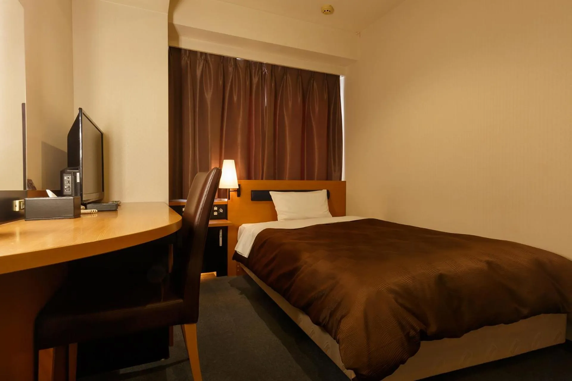 Via Inn Hiroshima Kanayamacho