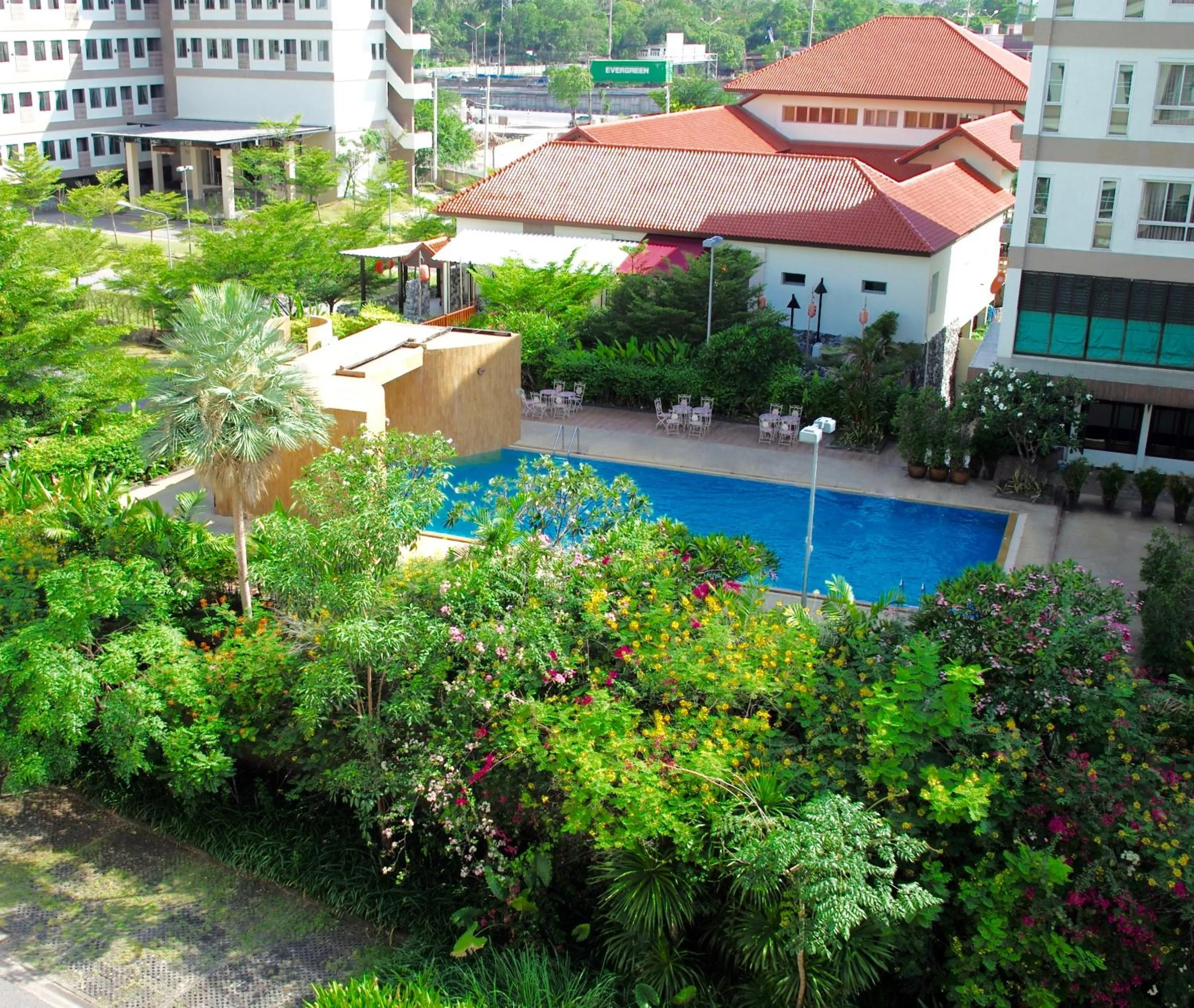 Property building in J Park Hotel - SHA Extra Plus