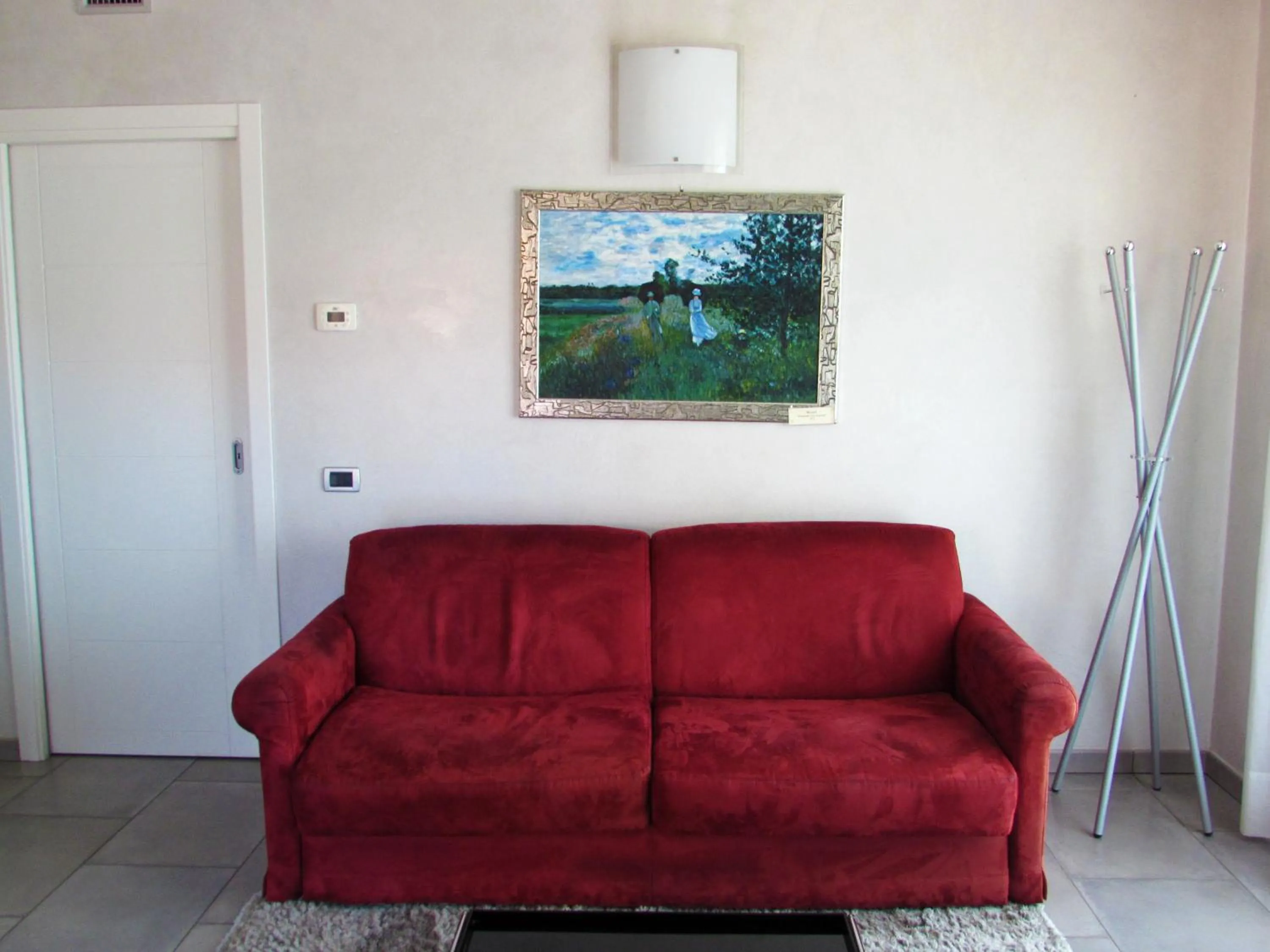 Seating area in Hotel Dante Residence