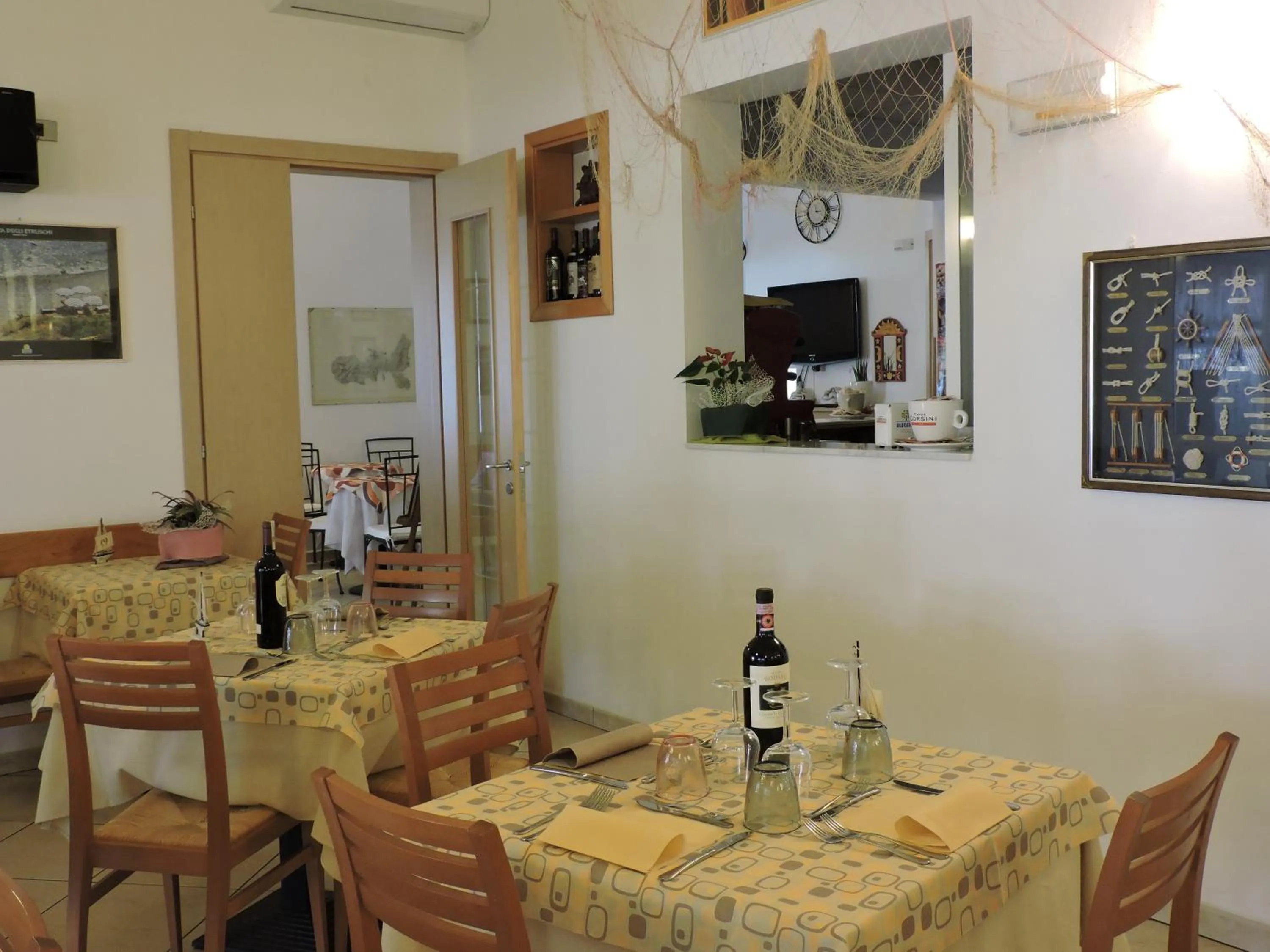 Restaurant/places to eat in Hotel Il Pino