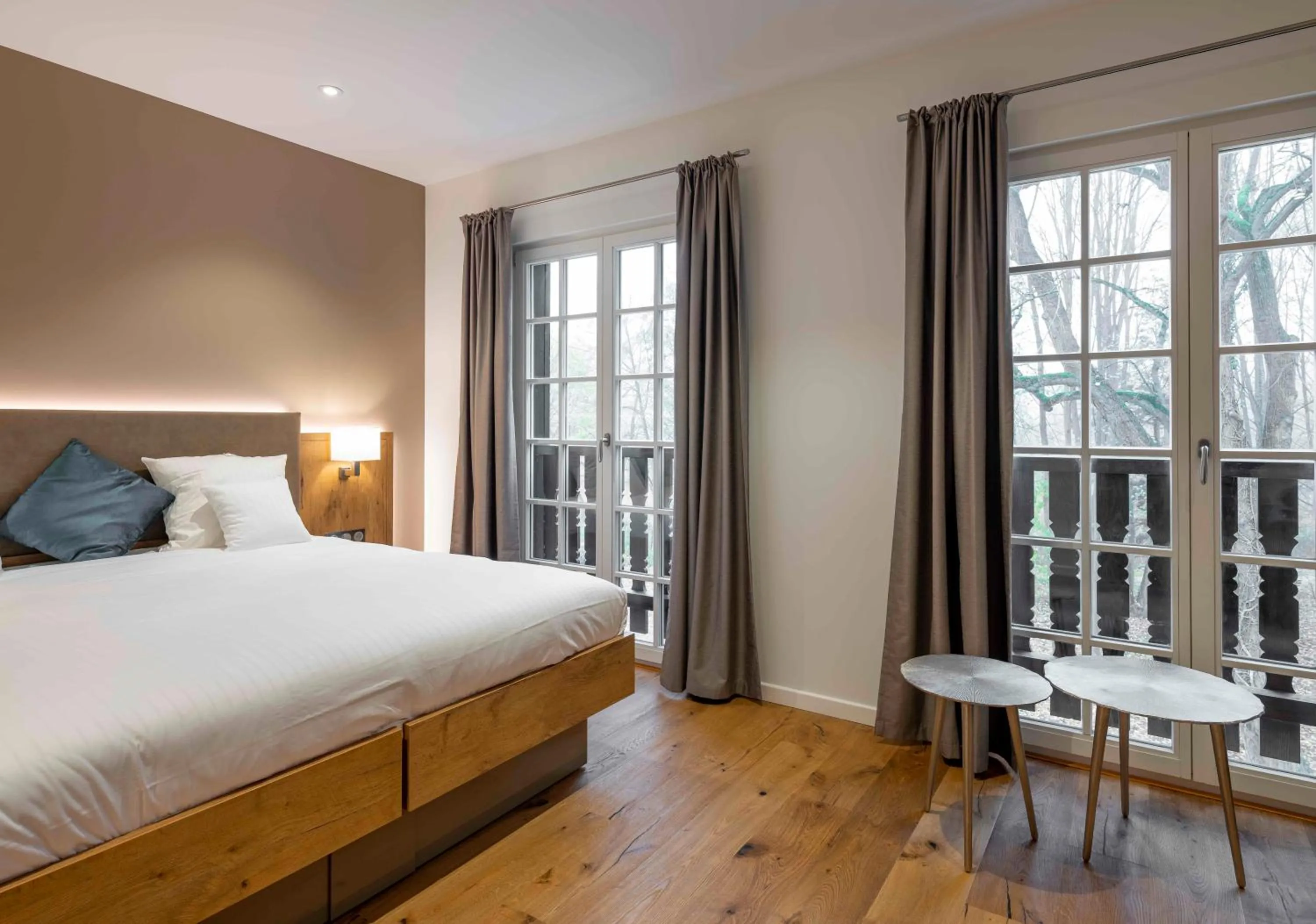 Photo of the whole room, Bed in Château de Pourtalès