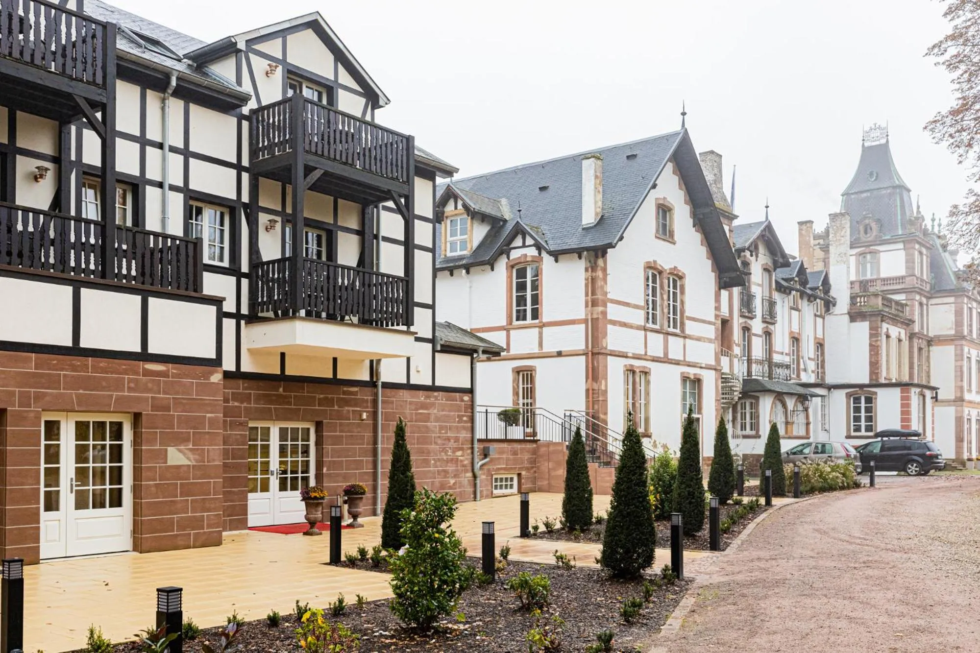Facade/entrance in Château de Pourtalès