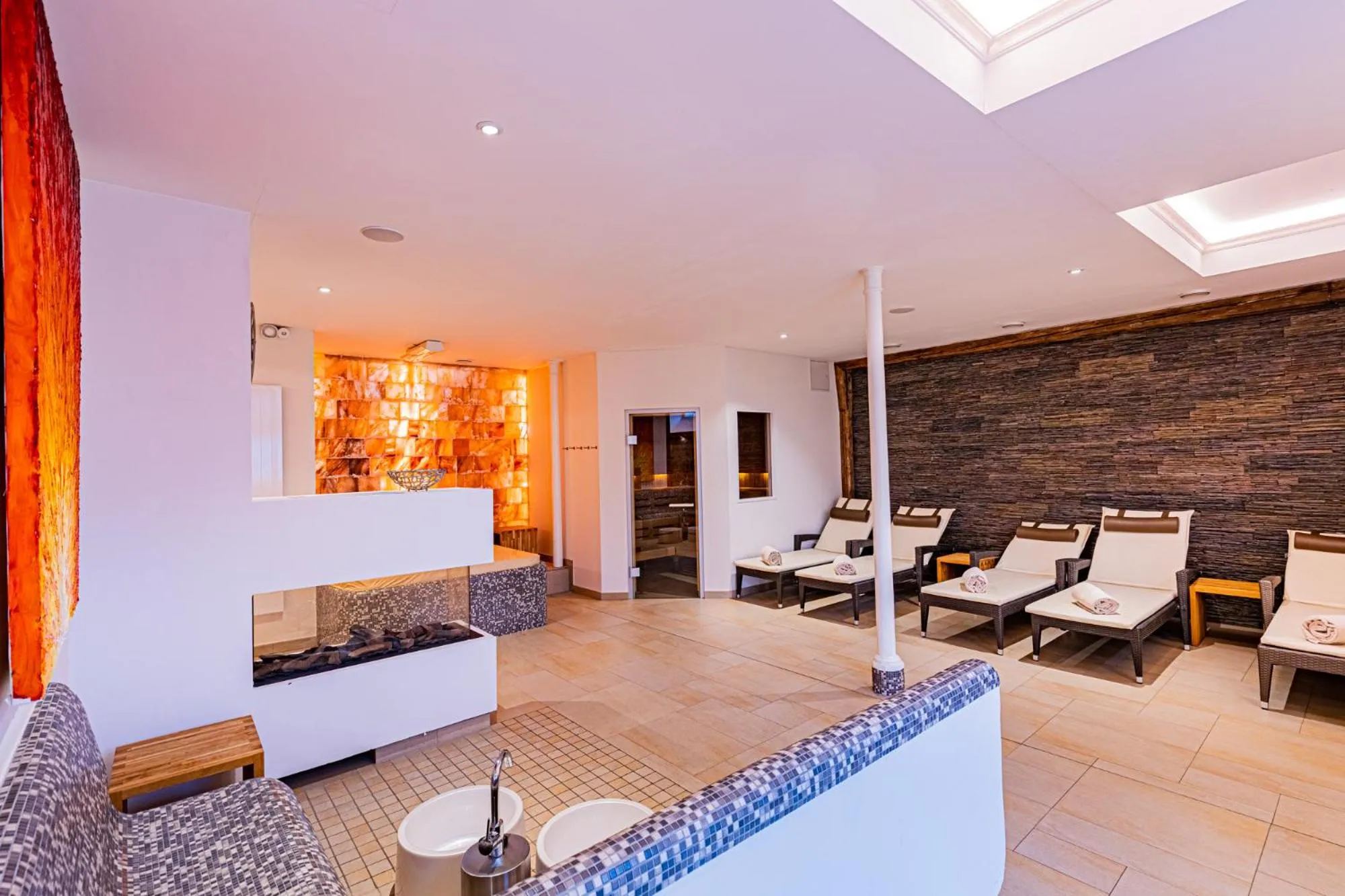 Spa and wellness centre/facilities in Château de Pourtalès