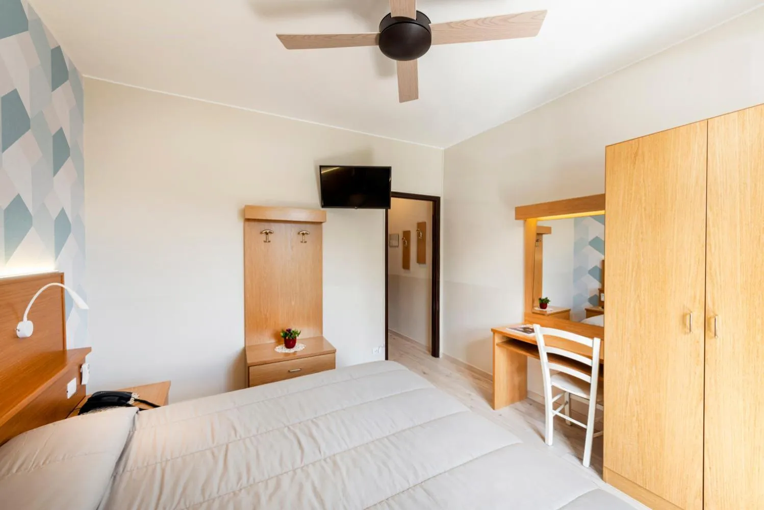 Bed in Hotel Argegno