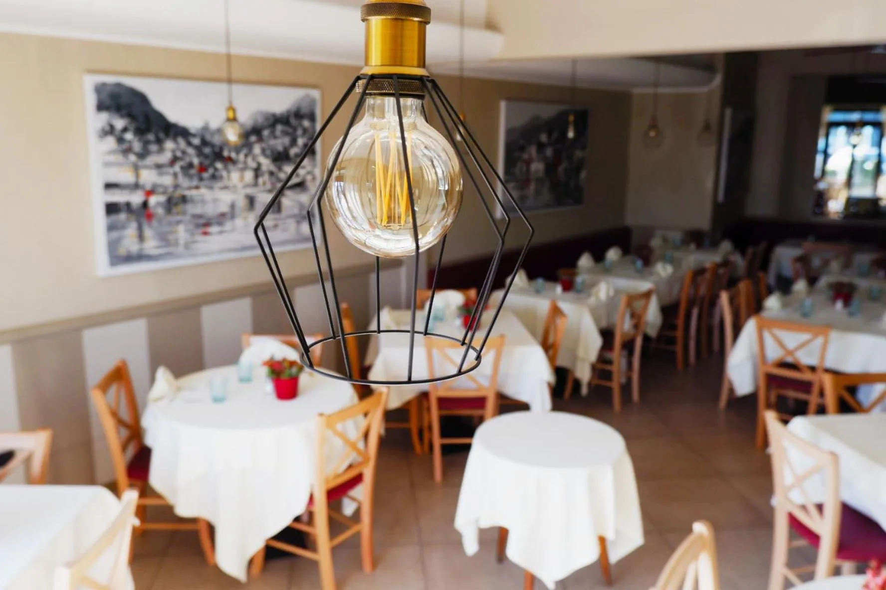 Restaurant/places to eat in Hotel Argegno