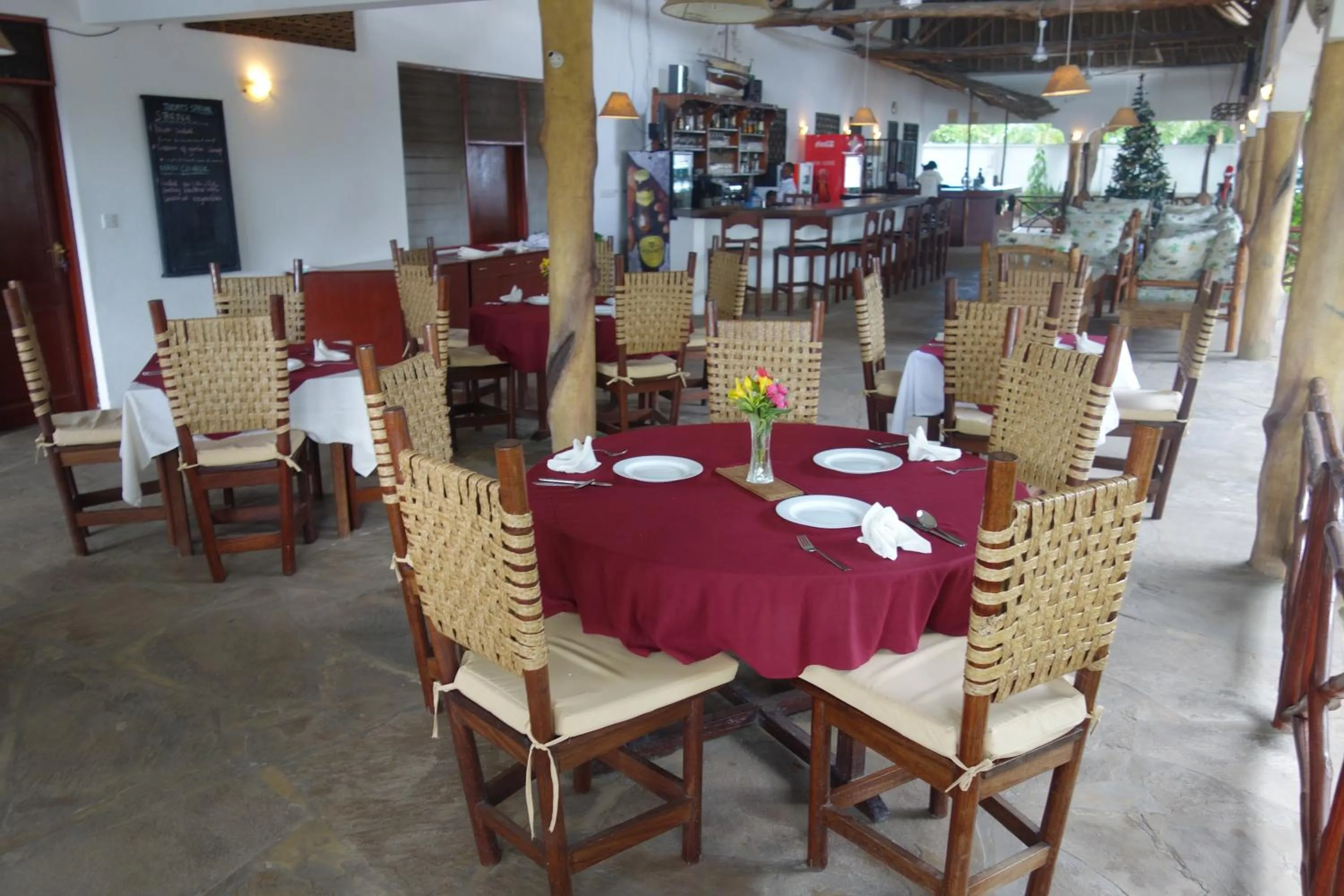 Restaurant/places to eat in Morning Star Diani