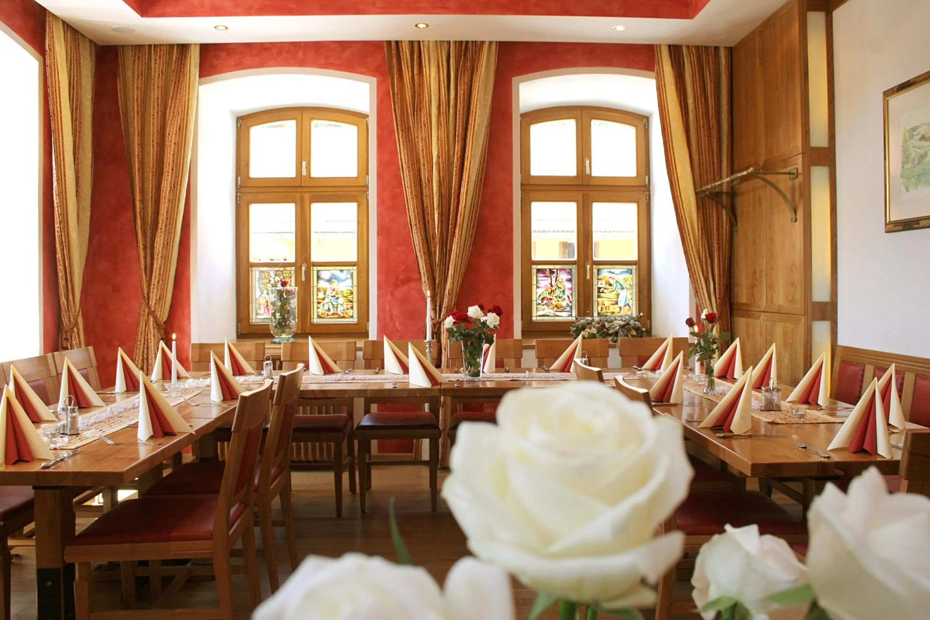 Restaurant/places to eat in Hotel & Restaurant Waldschloss