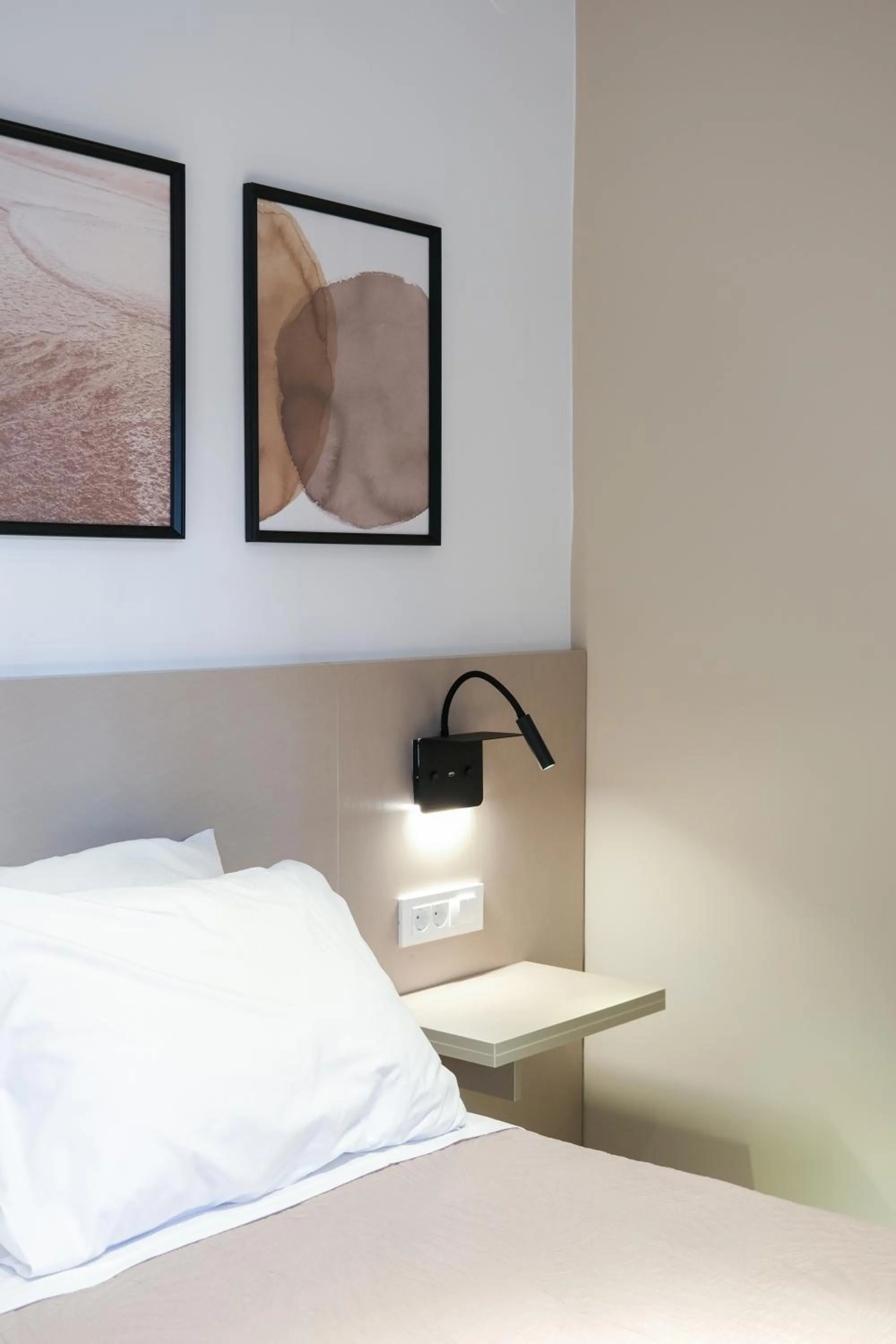 Bed in Arocaria Apartments