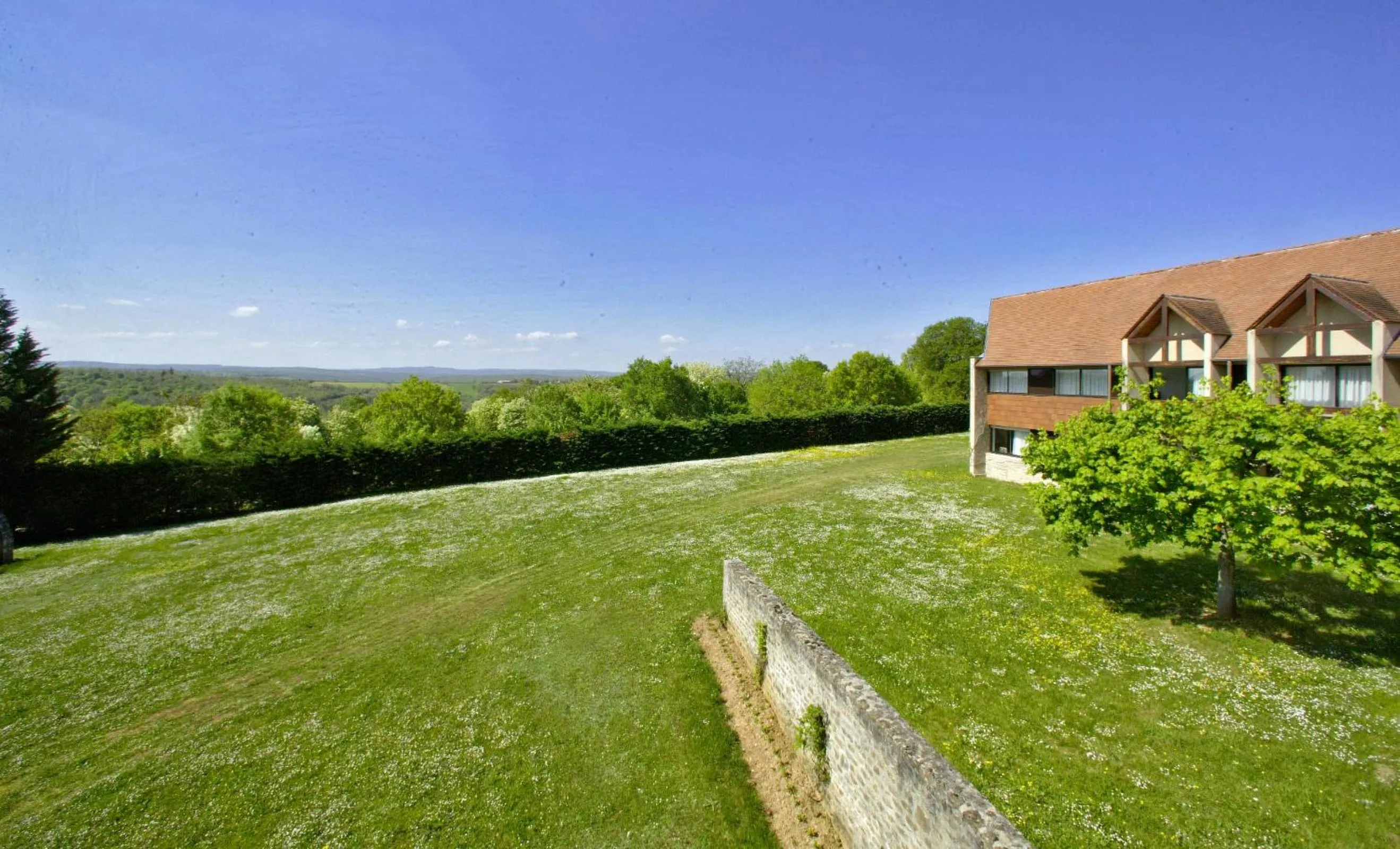 Day in Hôtel Restaurant du Château