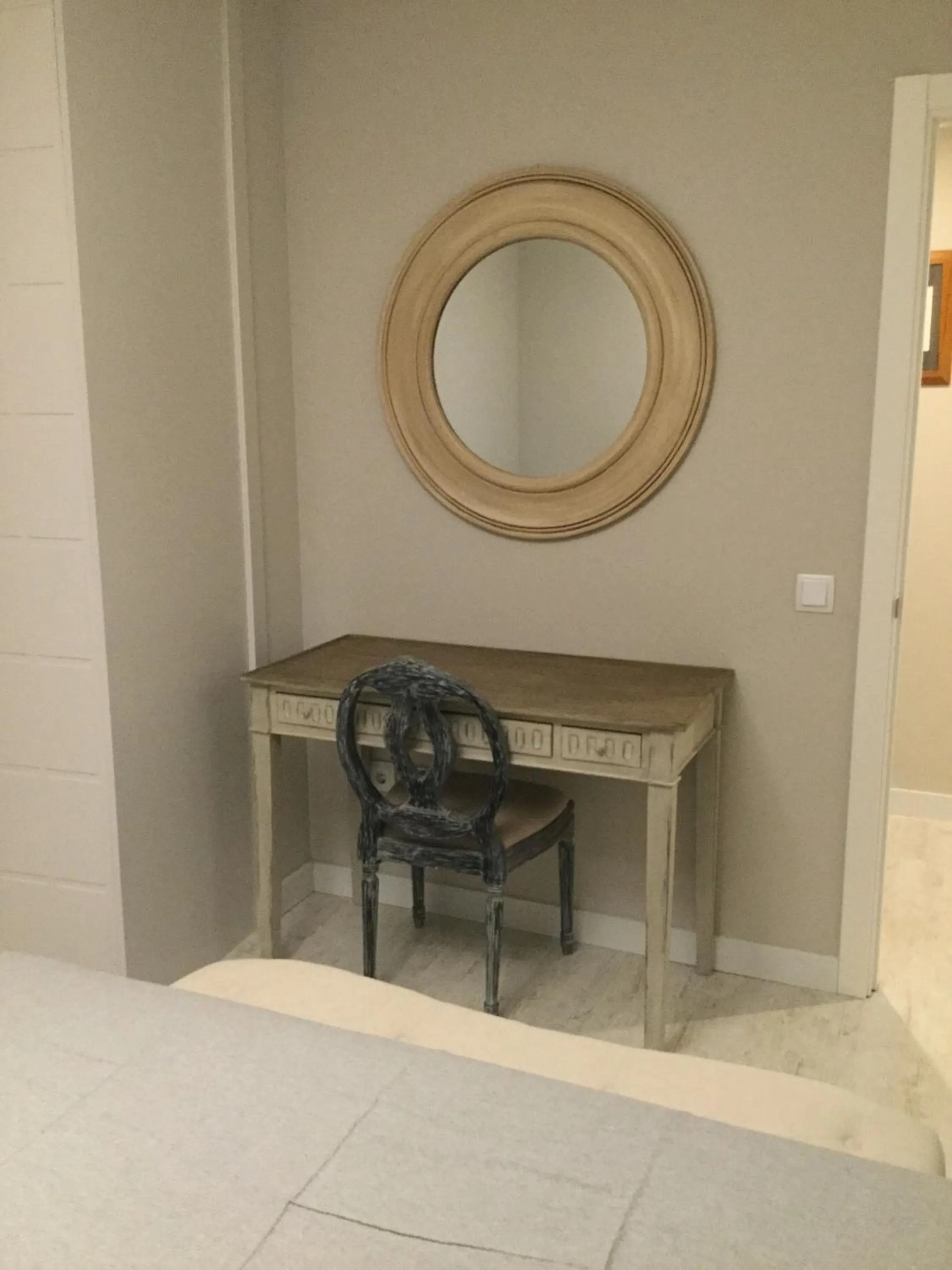 Seating area in Morendal-Zaaita