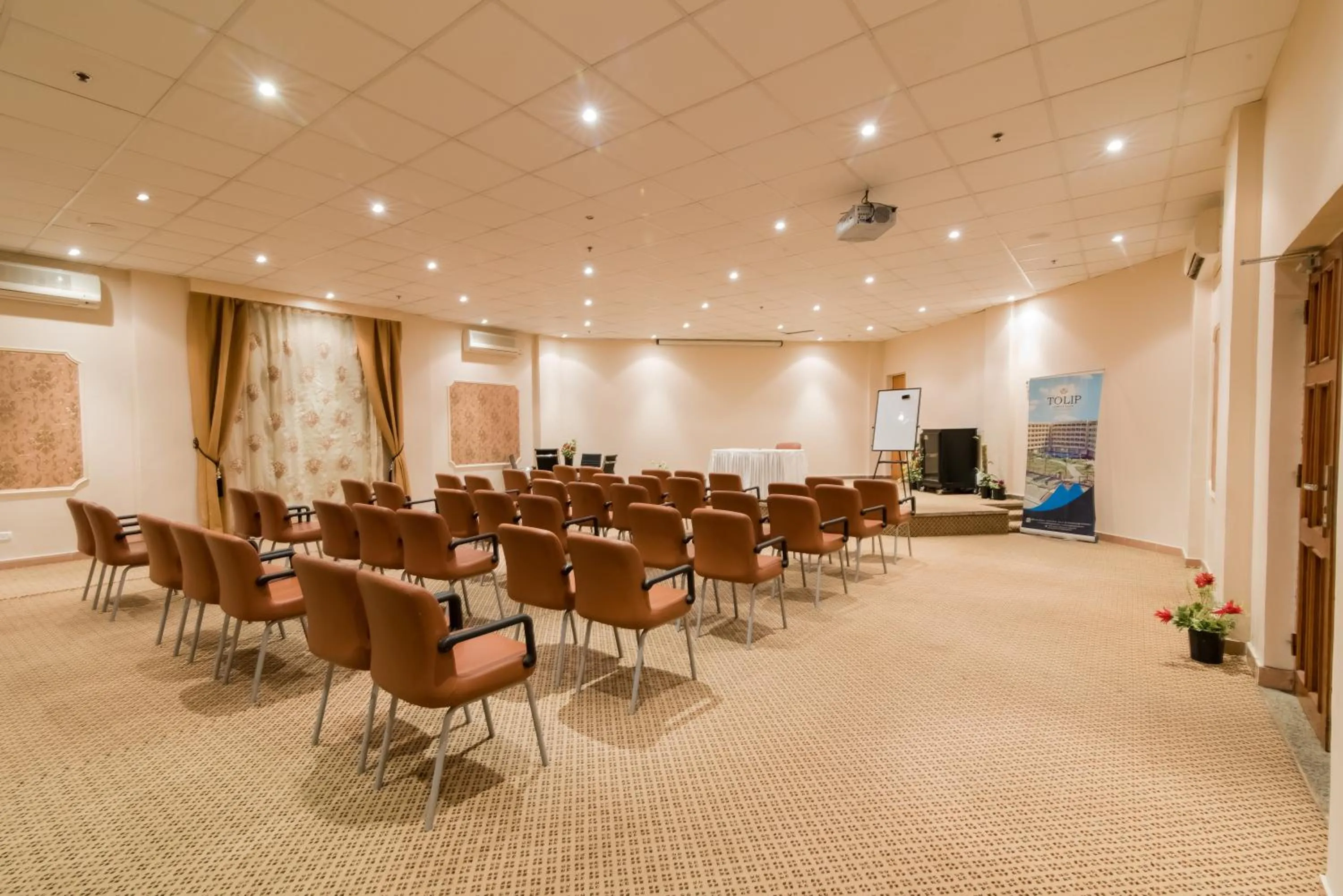 Tolip Family Club Borg El Arab