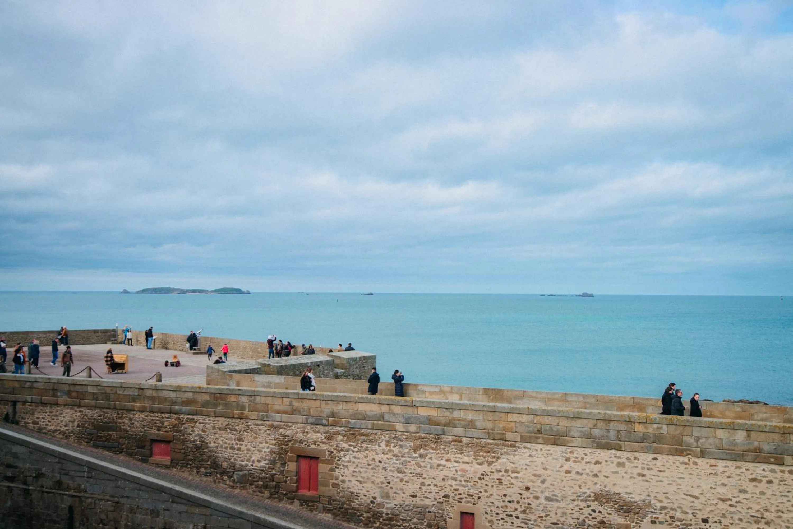 Sea view in Hôtel de la Cité