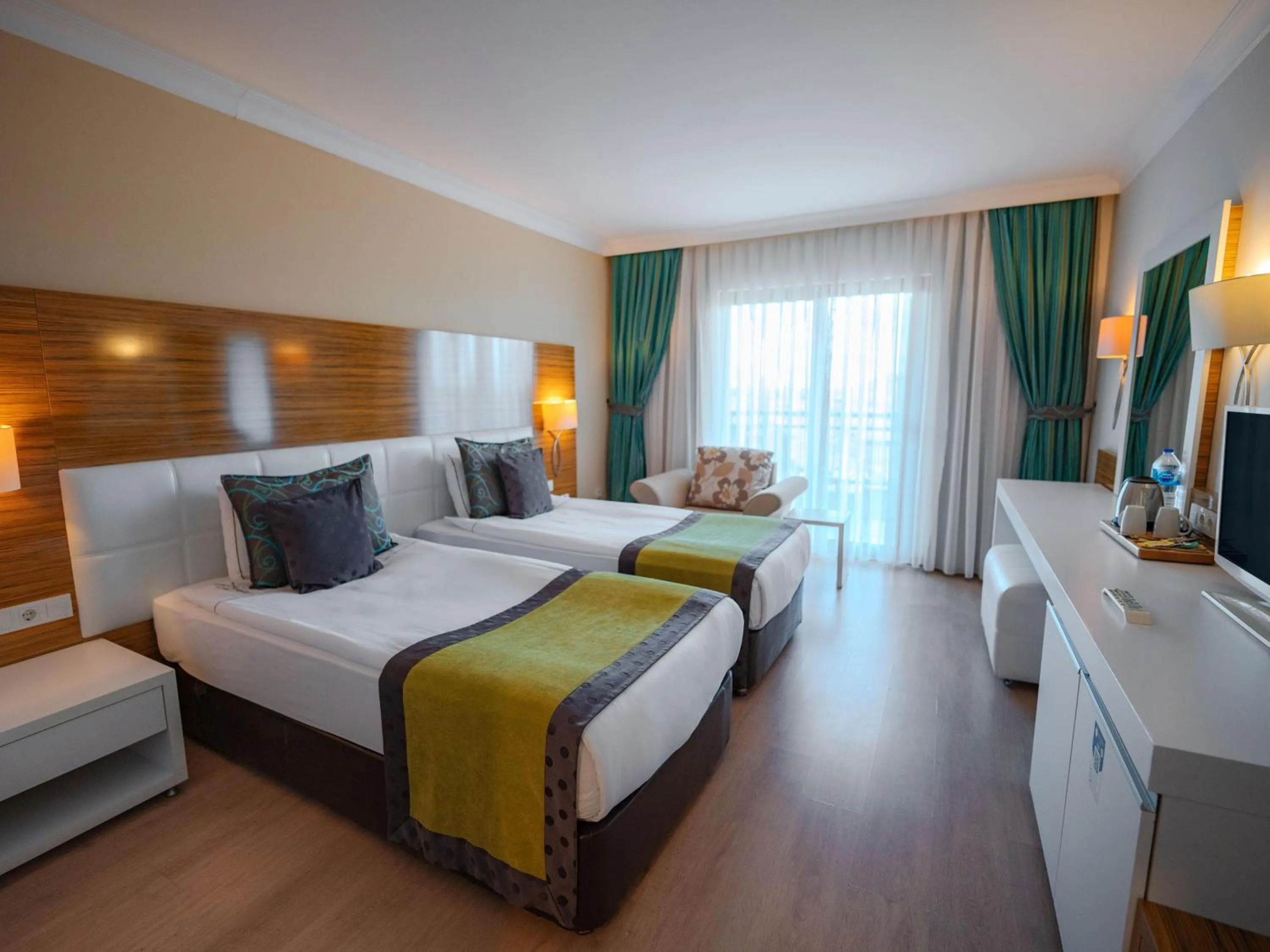 Photo of the whole room, Bed in Asteria Family Resort Belek