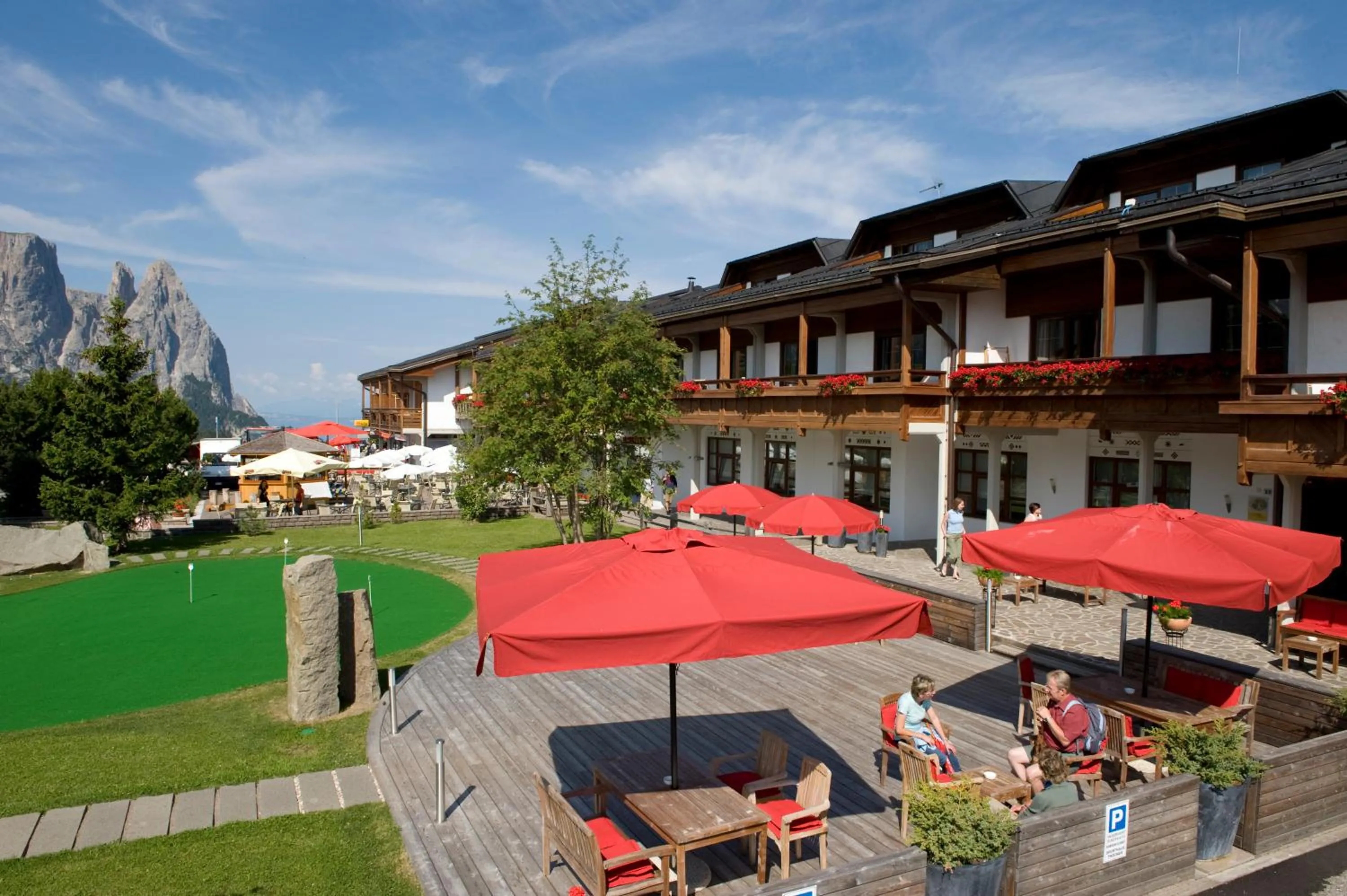 Facade/entrance in Seiser Alm Plaza