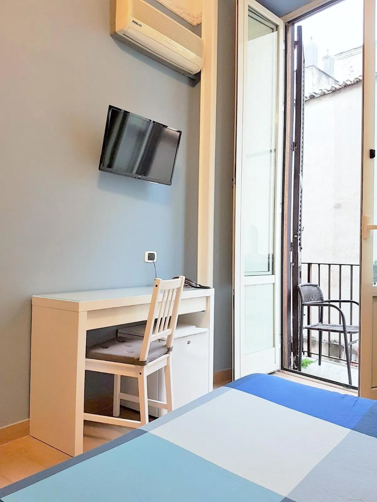 Photo of the whole room, Bed in Hotel Meublè Santa Chiara Suite