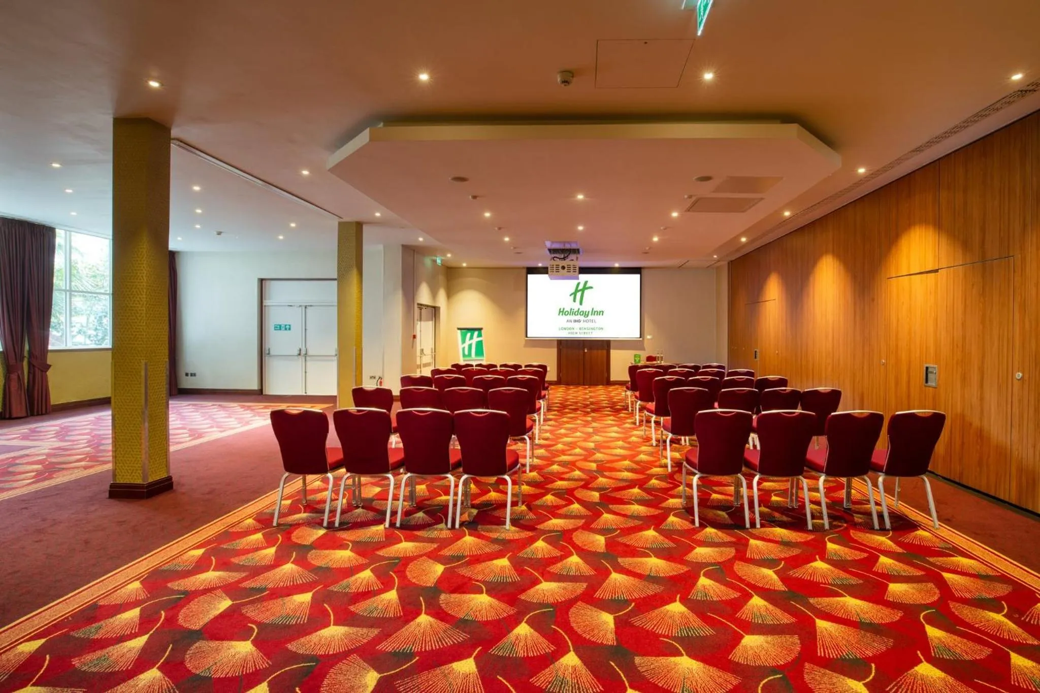 Meeting/conference room in Holiday Inn London Kensington High St. by IHG