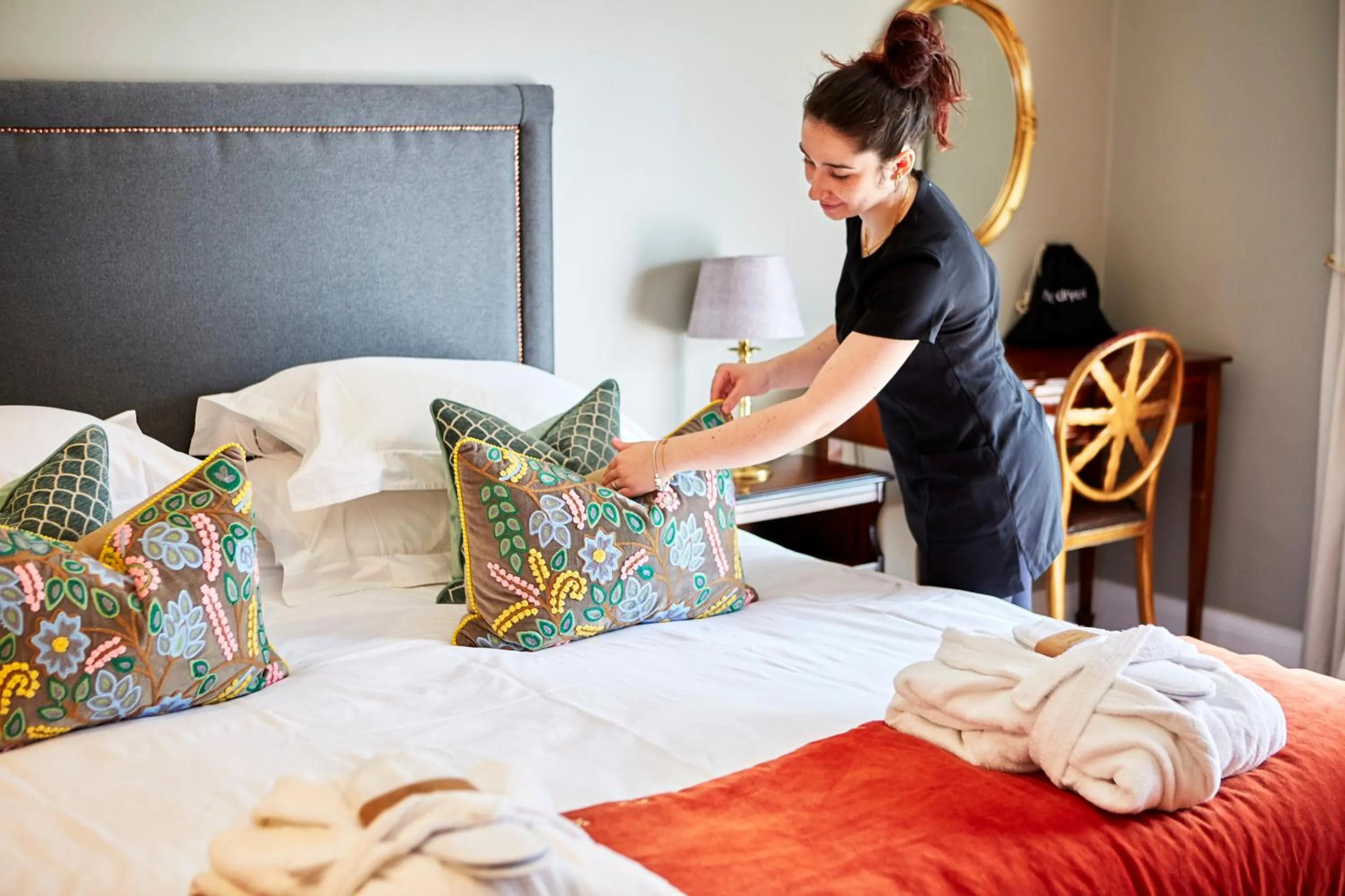 Bed in 9 Hertford Street - 4 Stars VisitEngland