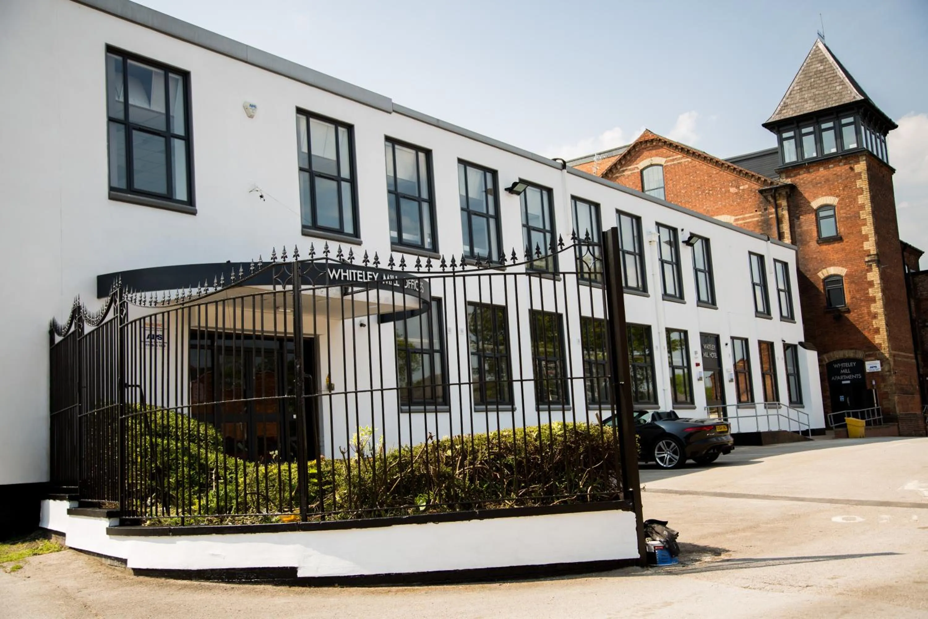 Facade/entrance in Whiteley Mill