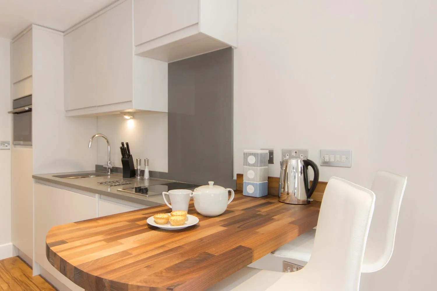 Kitchen or kitchenette in Citystay Living - The Dales