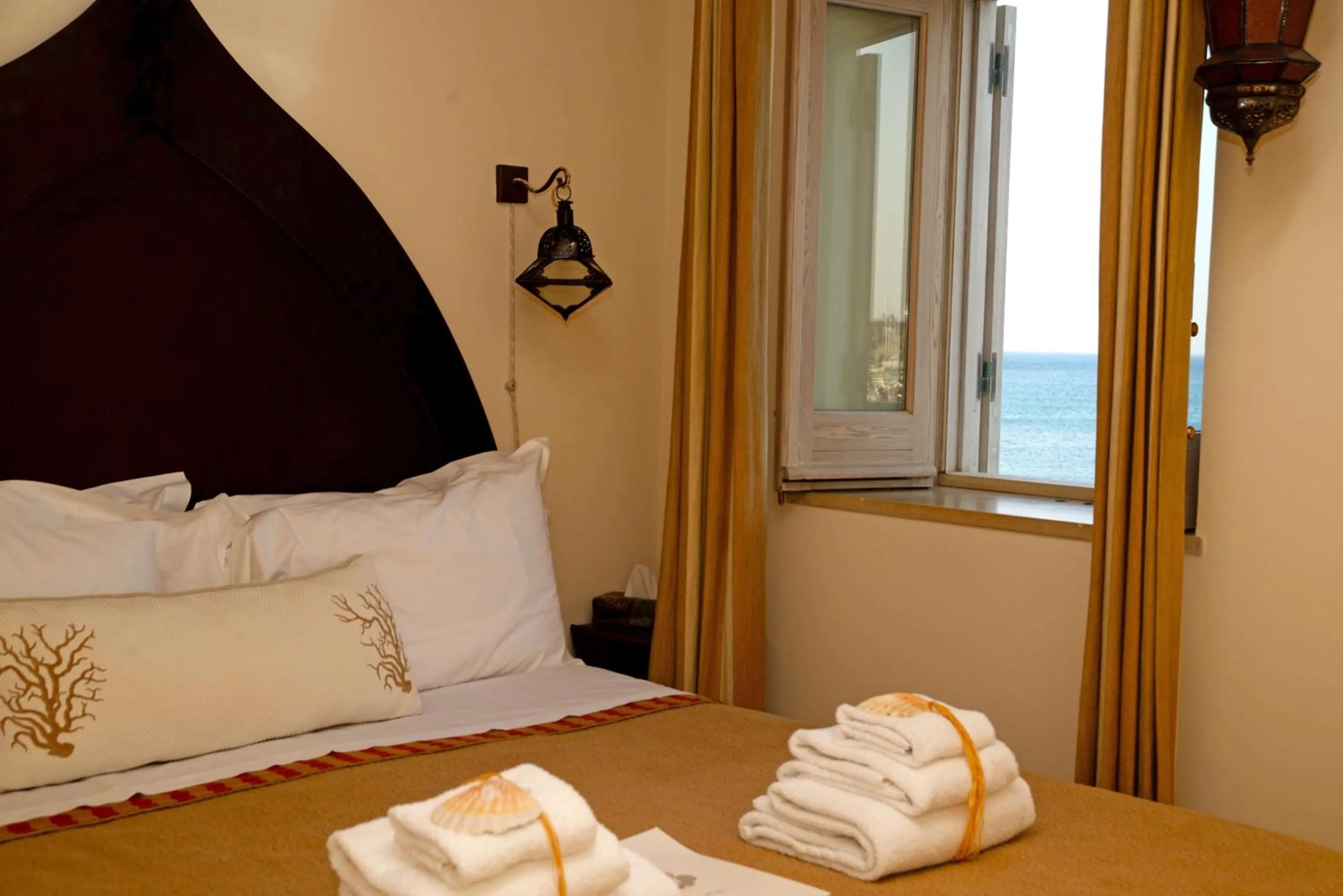 Bed in Musciara Siracusa Resort