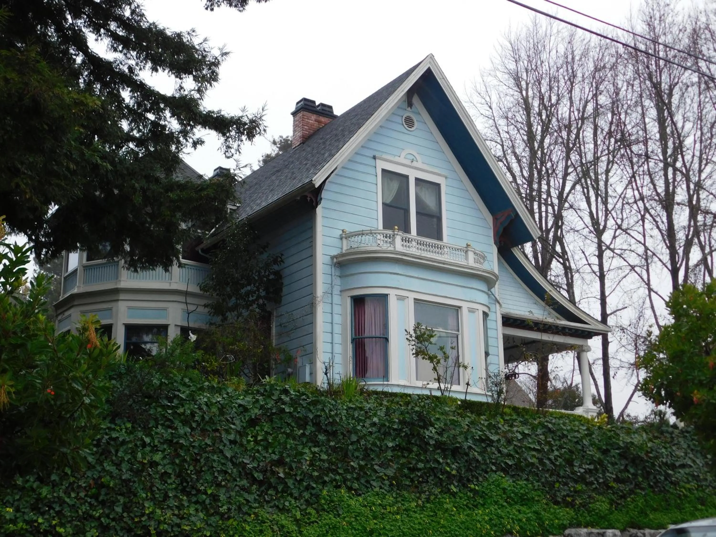 Property building in Cliff Crest Inn