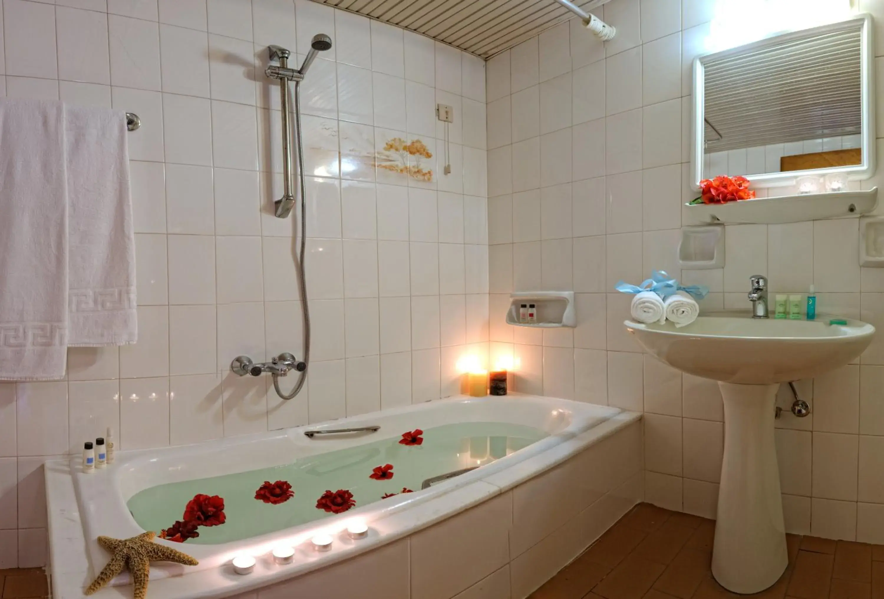 One-Bedroom Suite with Garden View in Malia Mare Hotel One-Bedroom Suite with Garden View in Malia Mare Hotel