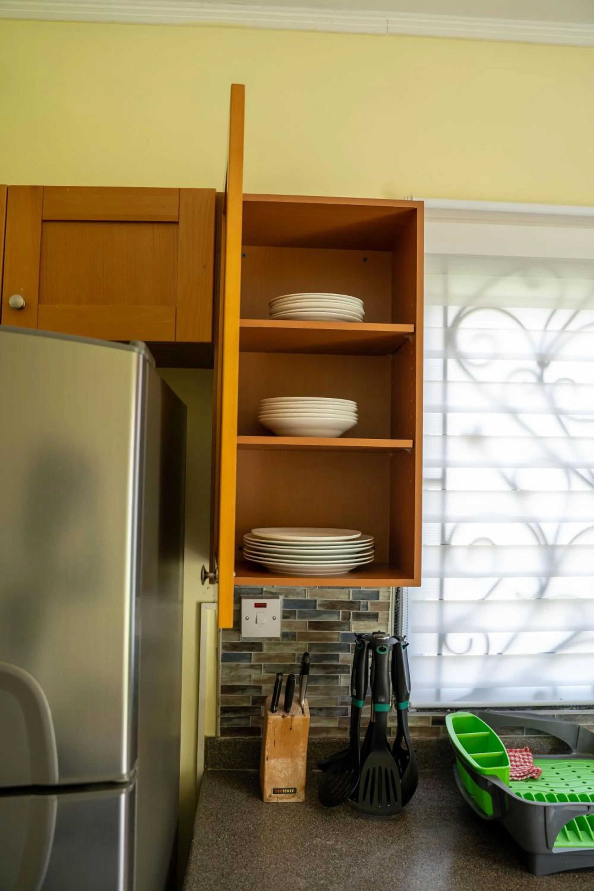 Kitchen or kitchenette in Nickels Garden Villas