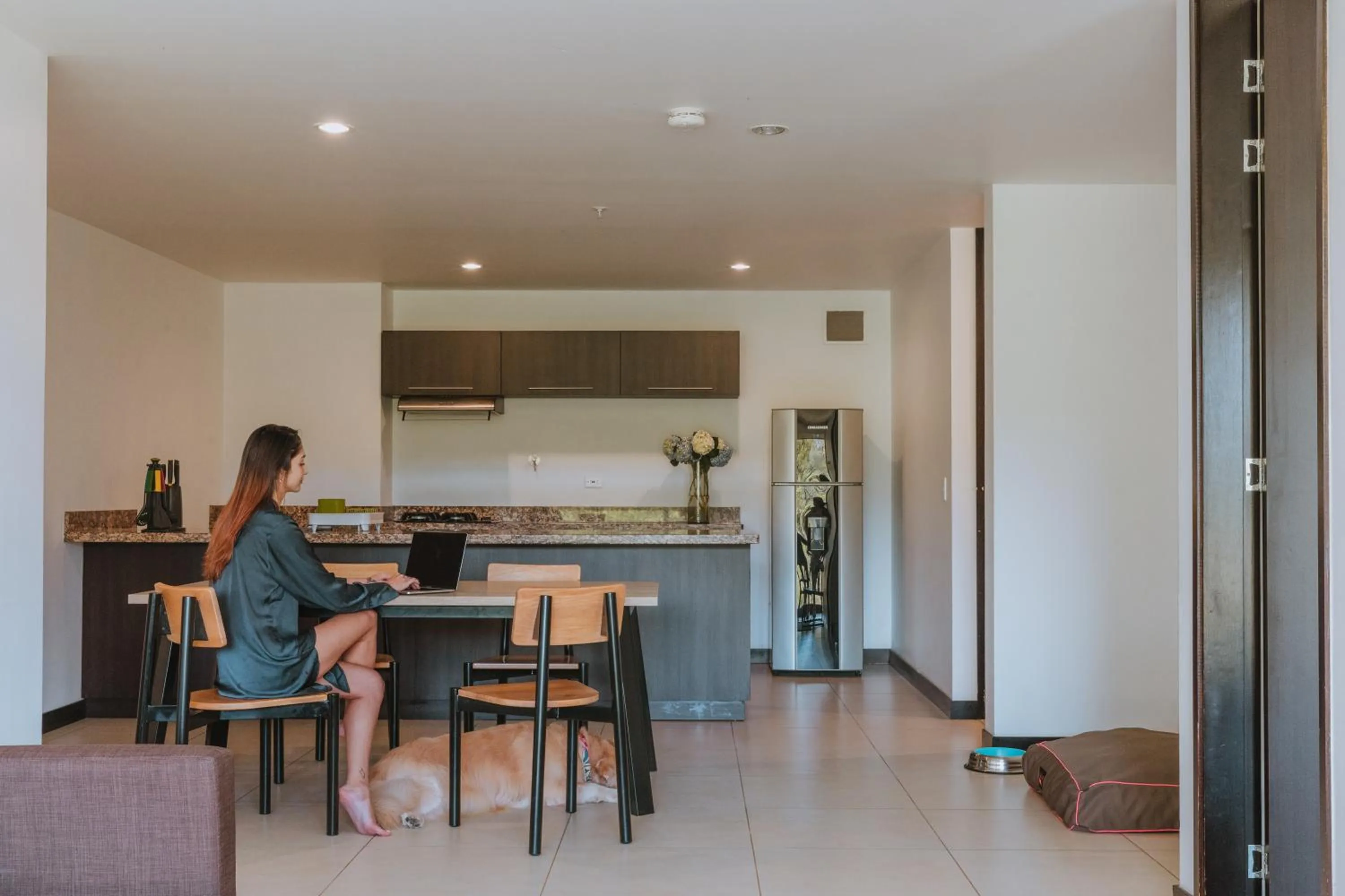 Kitchen or kitchenette in Travelers Rio Verde Living Suites